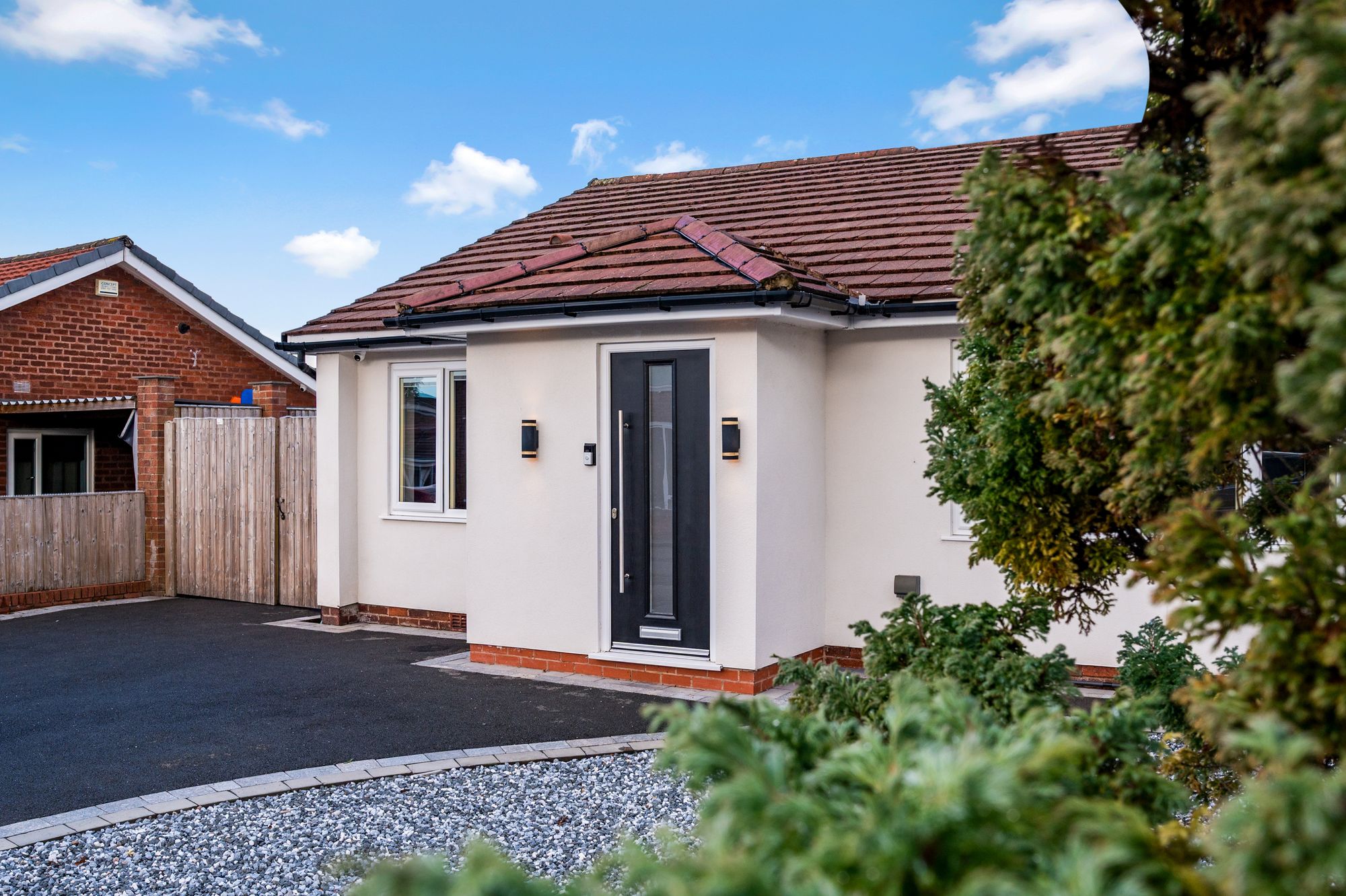 2 bed semi-detached bungalow to rent in New Heys Way, Bolton  - Property Image 24