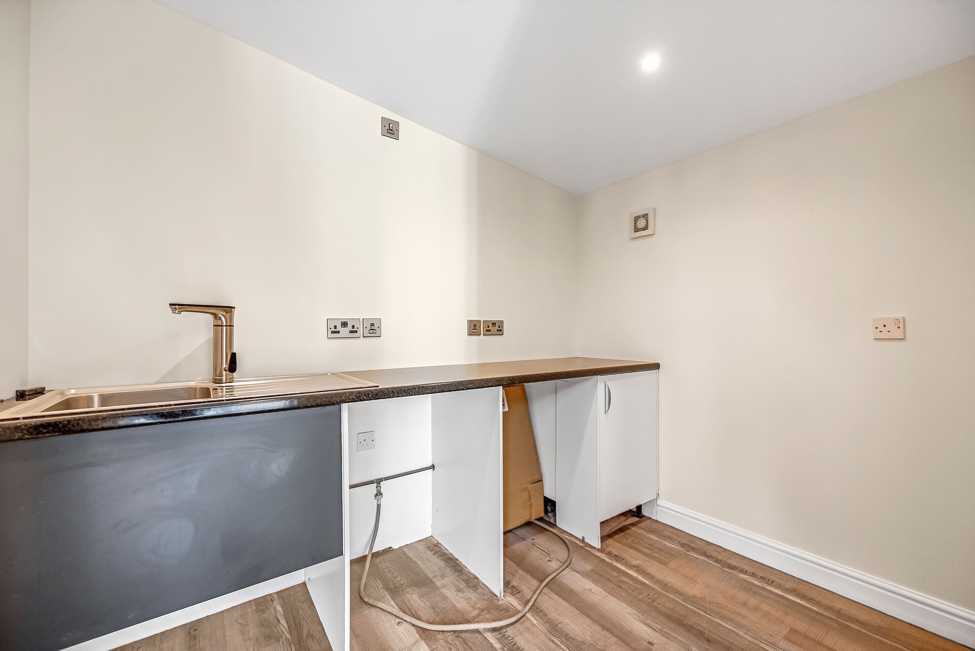 2 bed semi-detached bungalow to rent in New Heys Way, Bolton 21