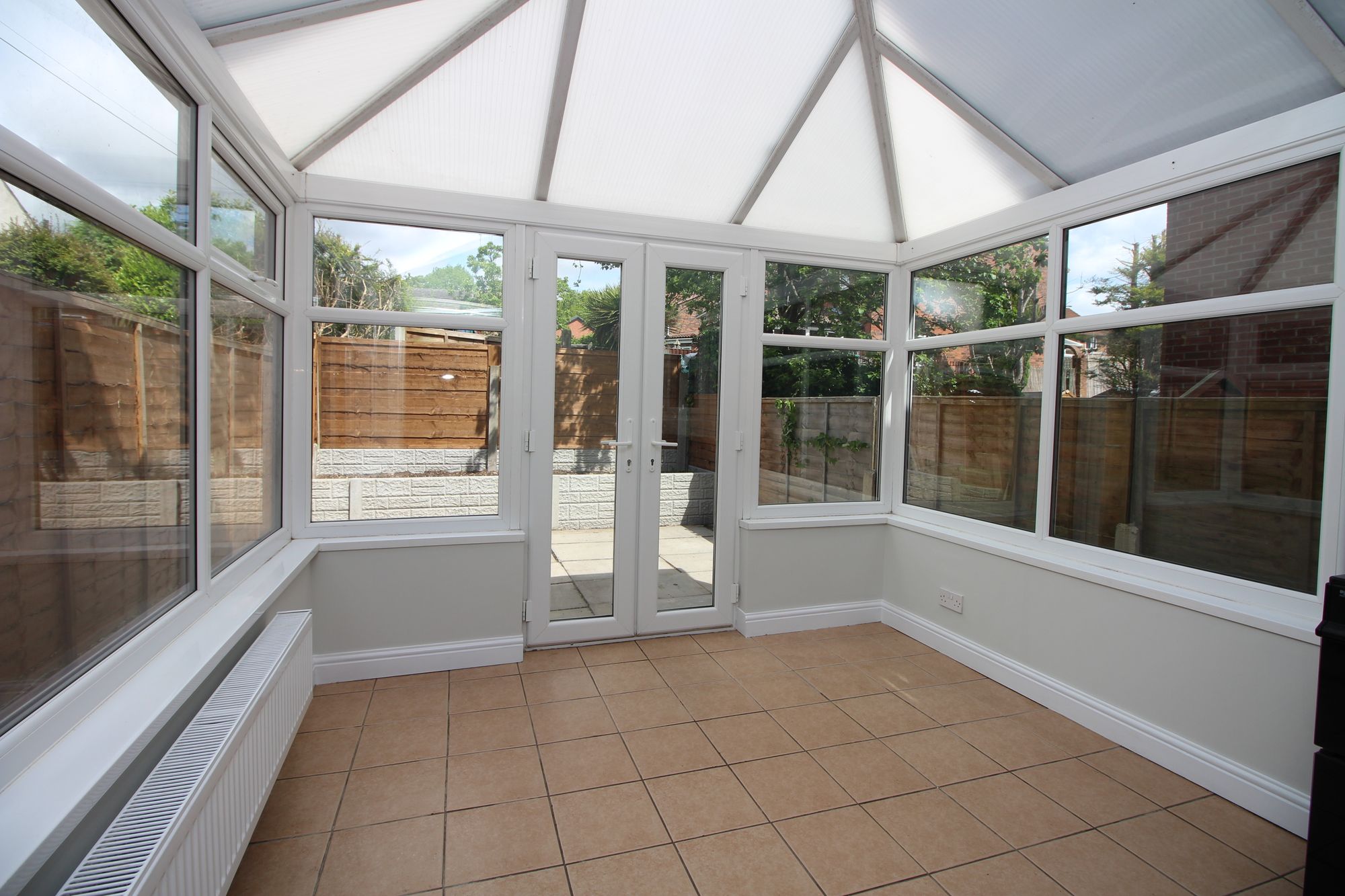 3 bed mid-terraced house to rent in Bampton Close, Bolton  - Property Image 7