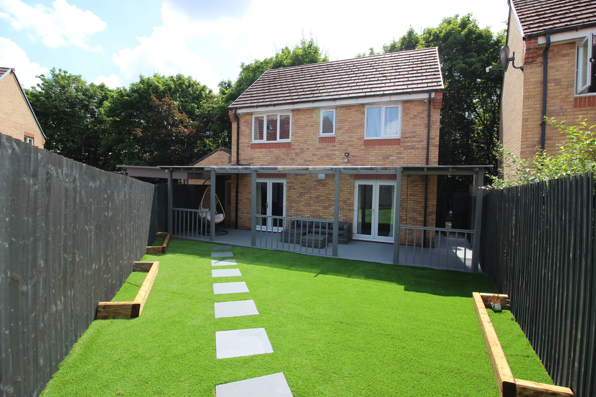 3 bed detached house to rent in Irvine Walk, Salford  - Property Image 4