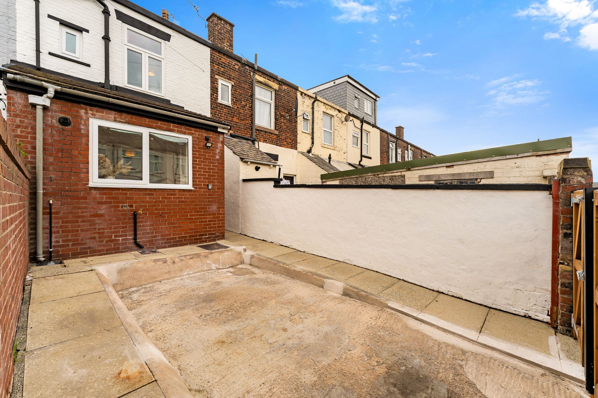 2 bed terraced house for sale in Tottington Road, Bury 27