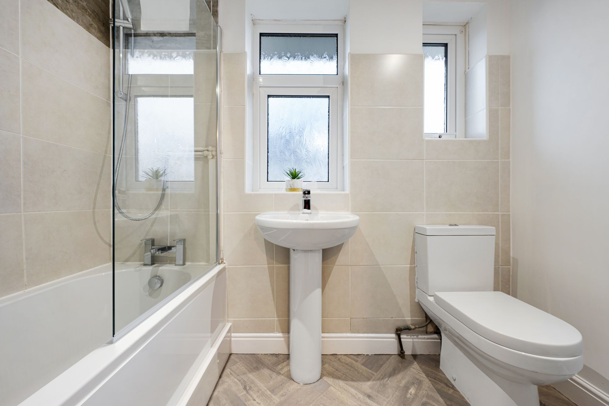 2 bed terraced house to rent in Coniston Avenue, Manchester  - Property Image 17