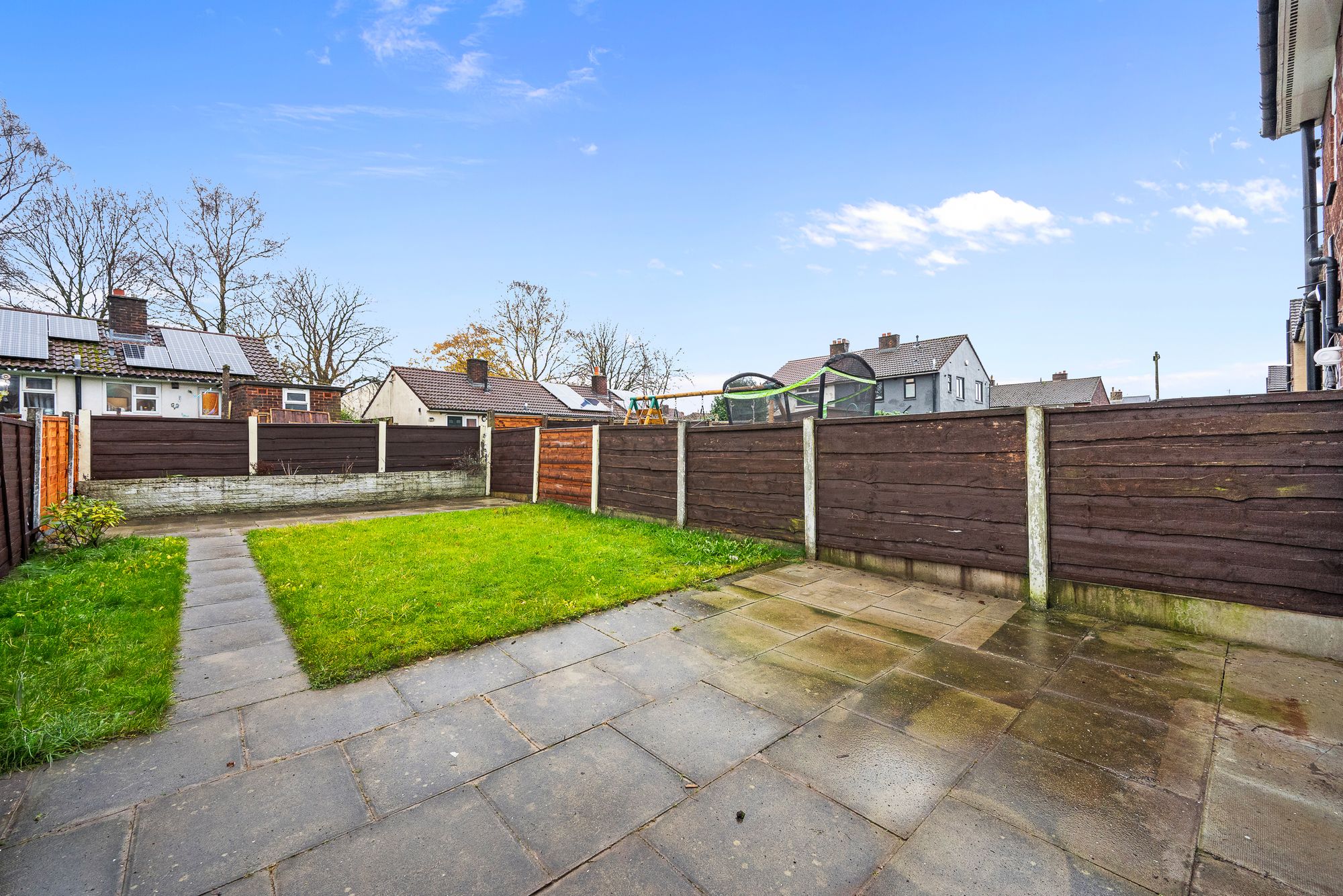 2 bed terraced house to rent in Coniston Avenue, Manchester  - Property Image 4