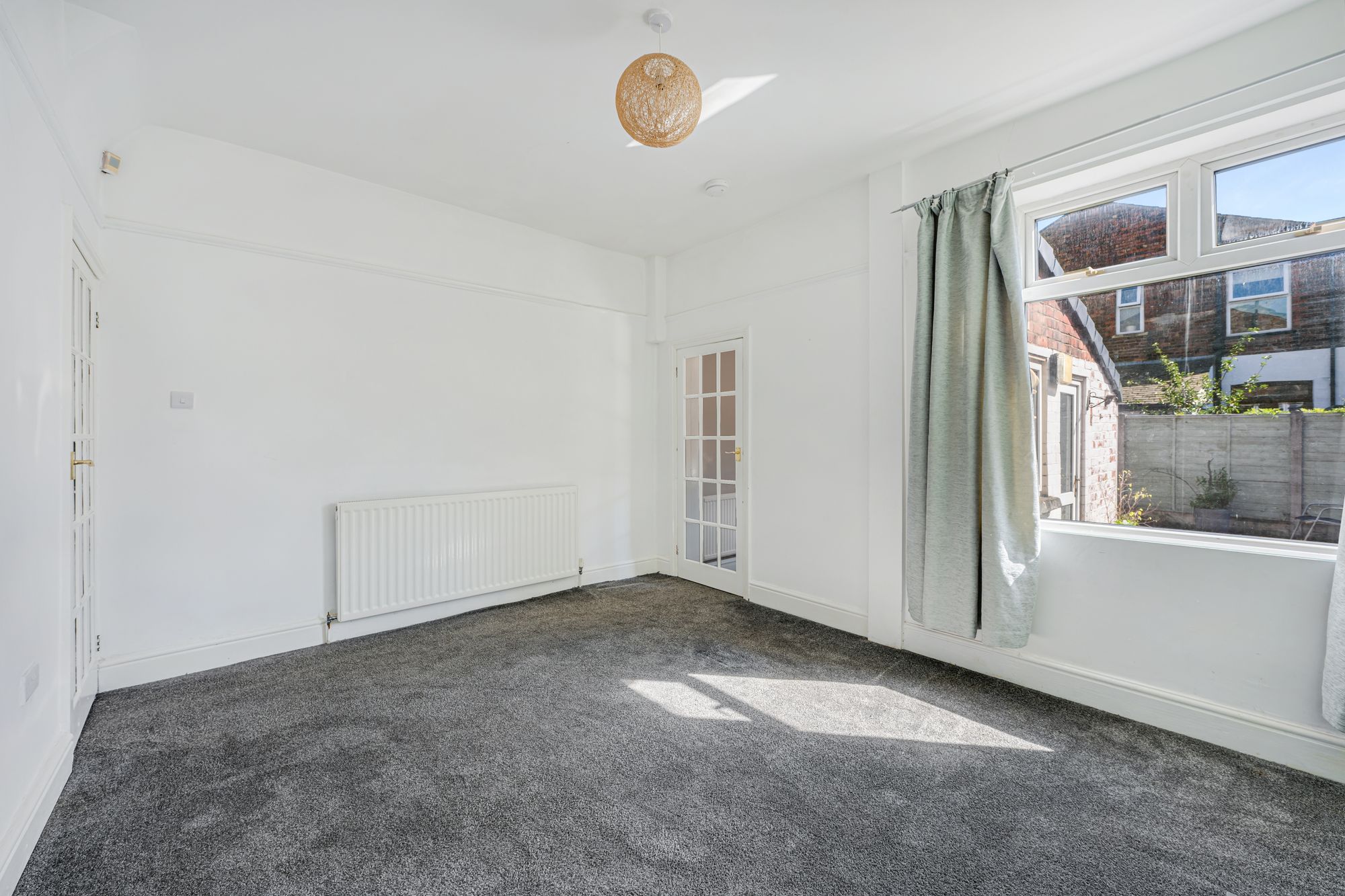 3 bed semi-detached house to rent in Longmead Road, Salford 3