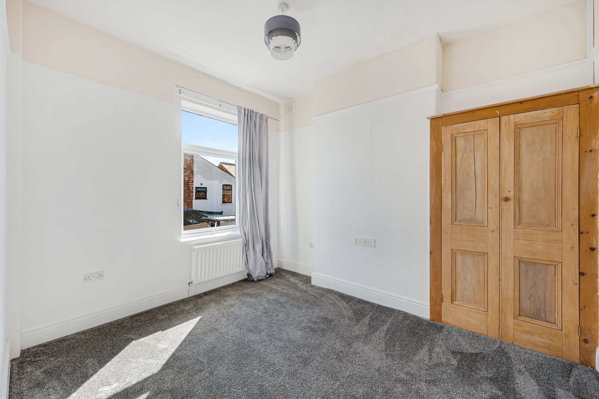 3 bed semi-detached house to rent in Longmead Road, Salford 11