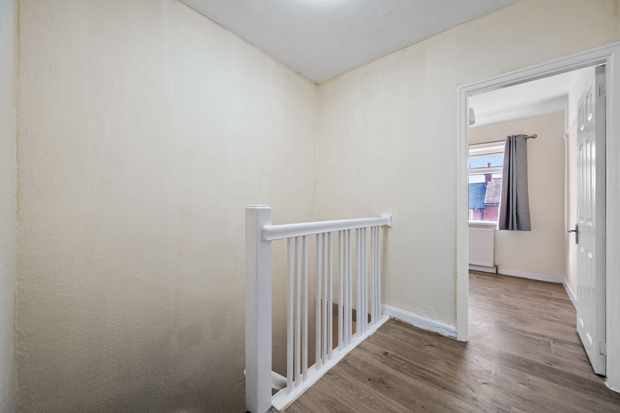 3 bed mid-terraced house to rent in Stirling Grove, Manchester 8