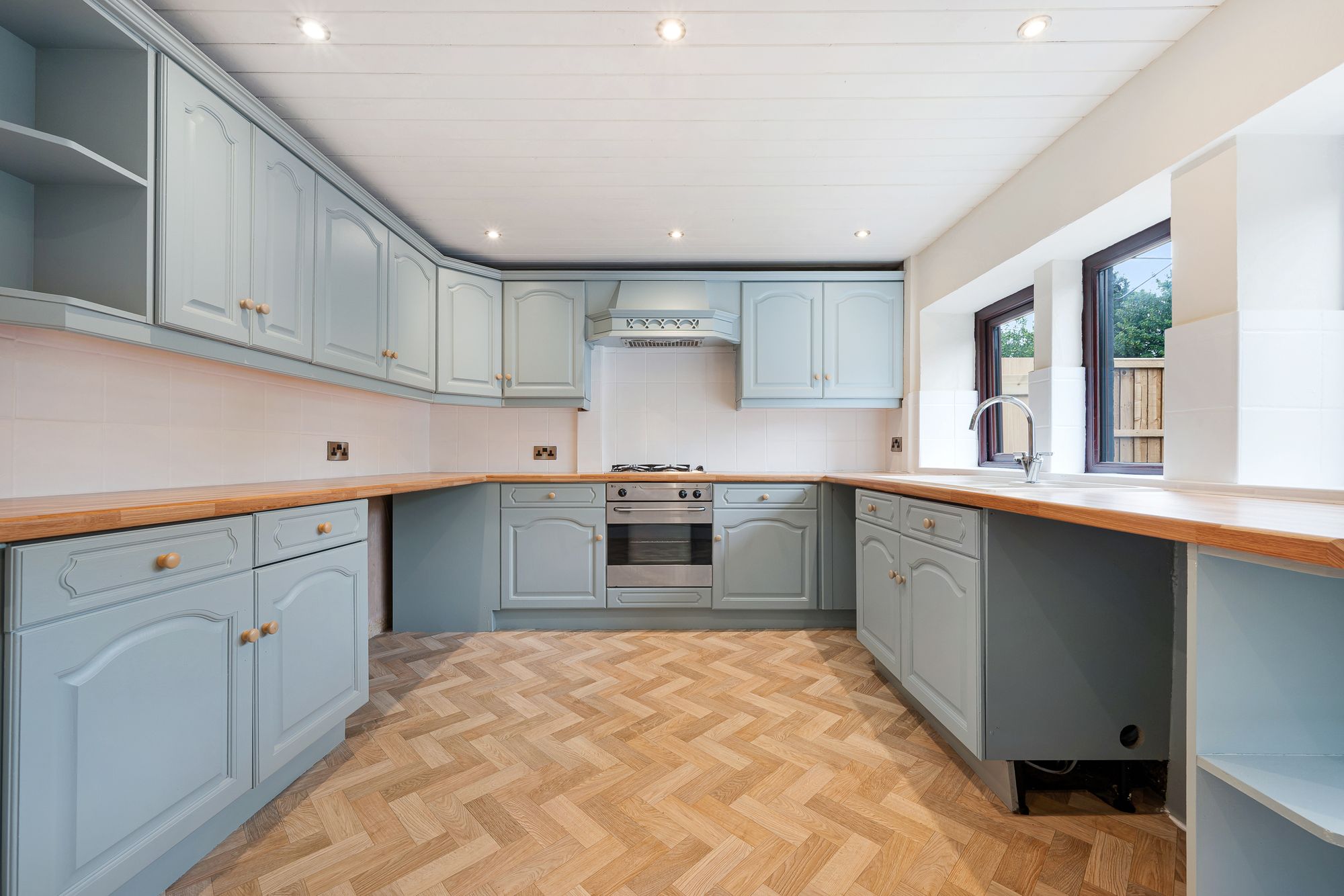 2 bed terraced house for sale in Thicketford Road, Bolton 2