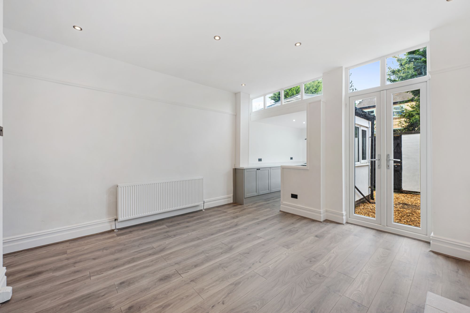 4 bed terraced house for sale in Shilton Street, Bury 7