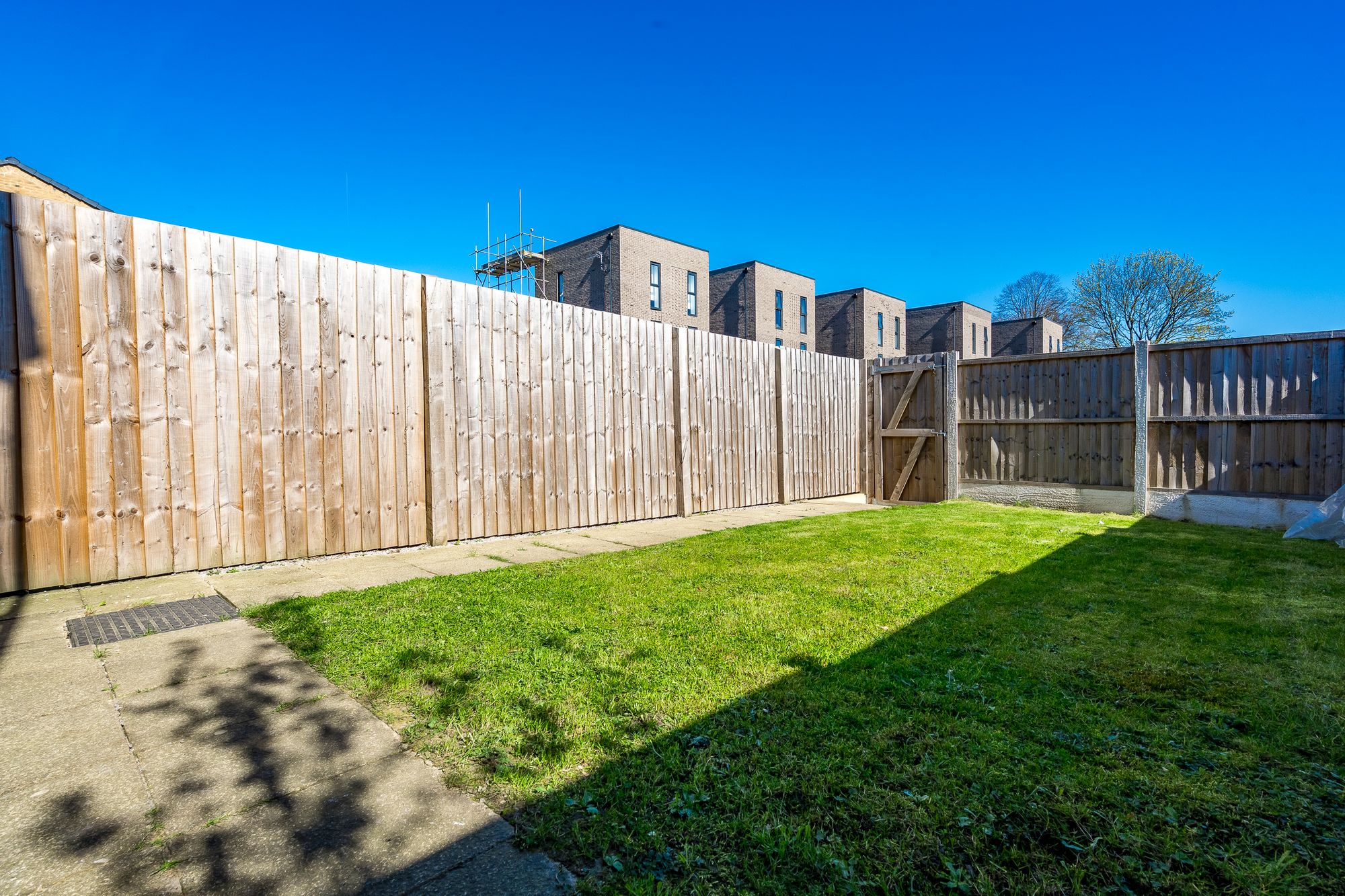 3 bed terraced house to rent in Shergar Way, Salford  - Property Image 4