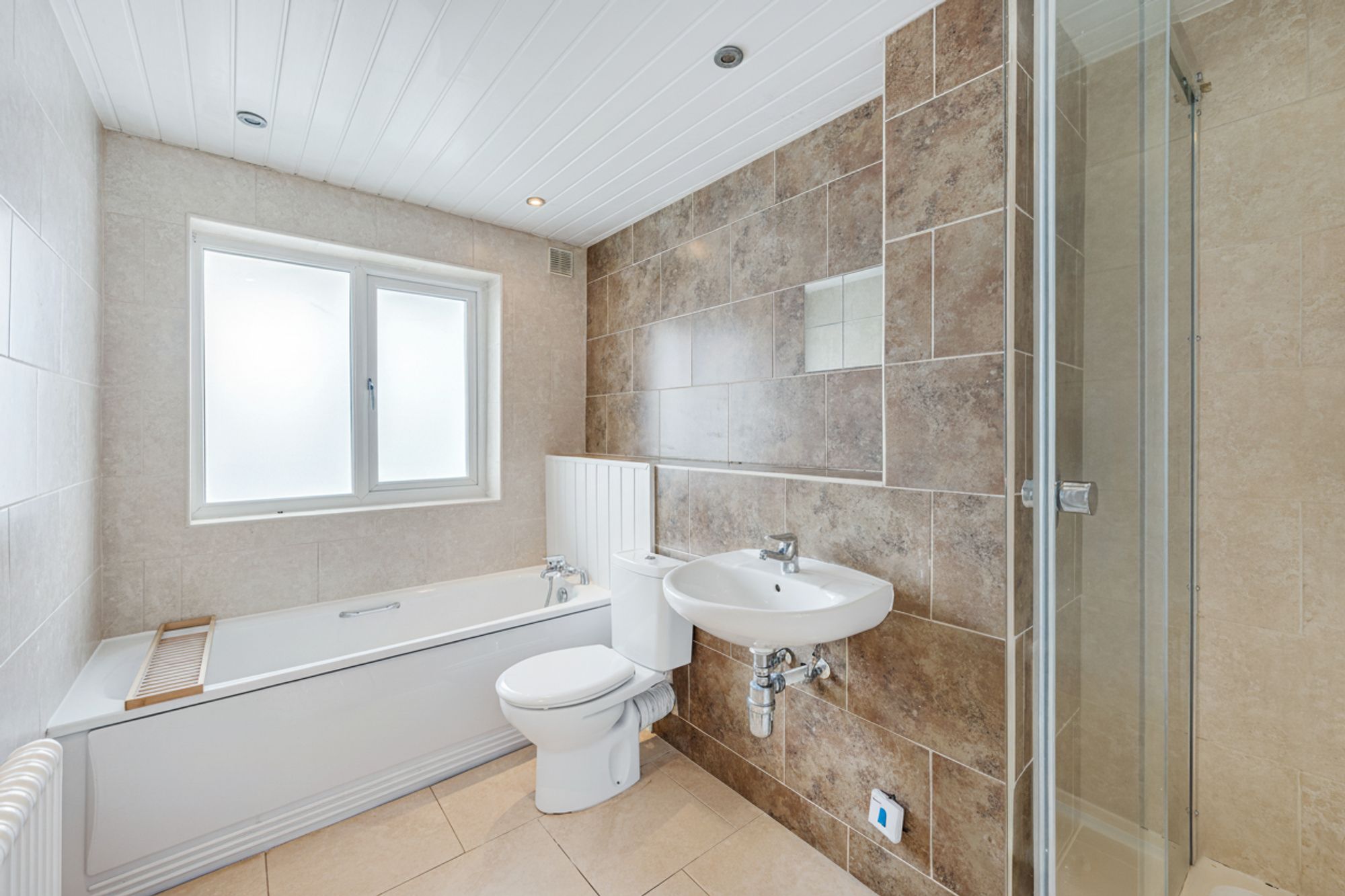 3 bed flat to rent in Moss Meadow Road, Salford  - Property Image 14