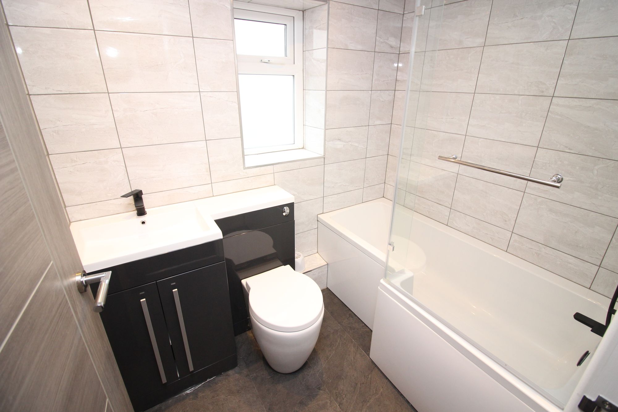 2 bed semi-detached house to rent in Rossall Avenue, Manchester  - Property Image 7