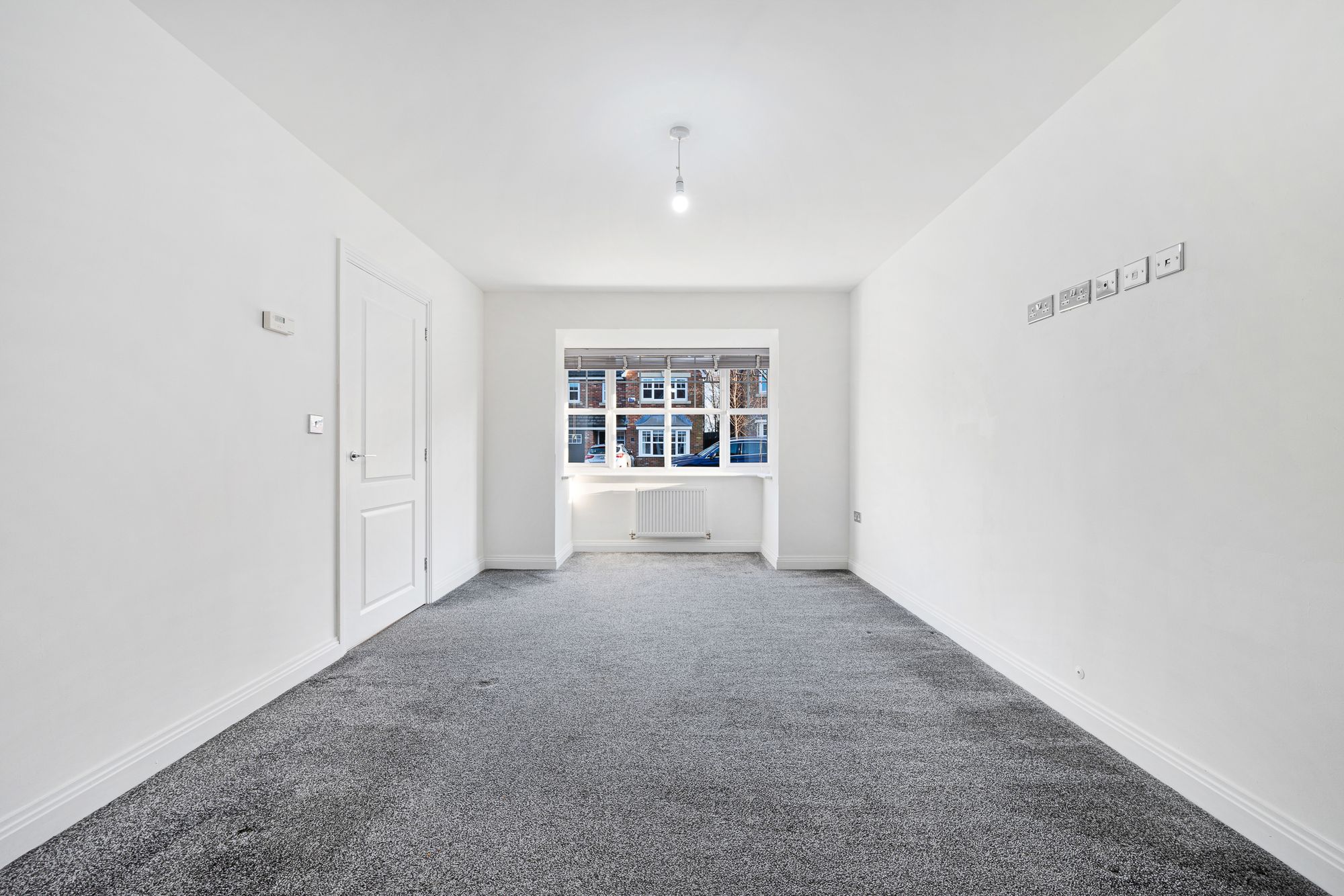 4 bed detached house to rent in Inveraray Avenue, Bolton 2