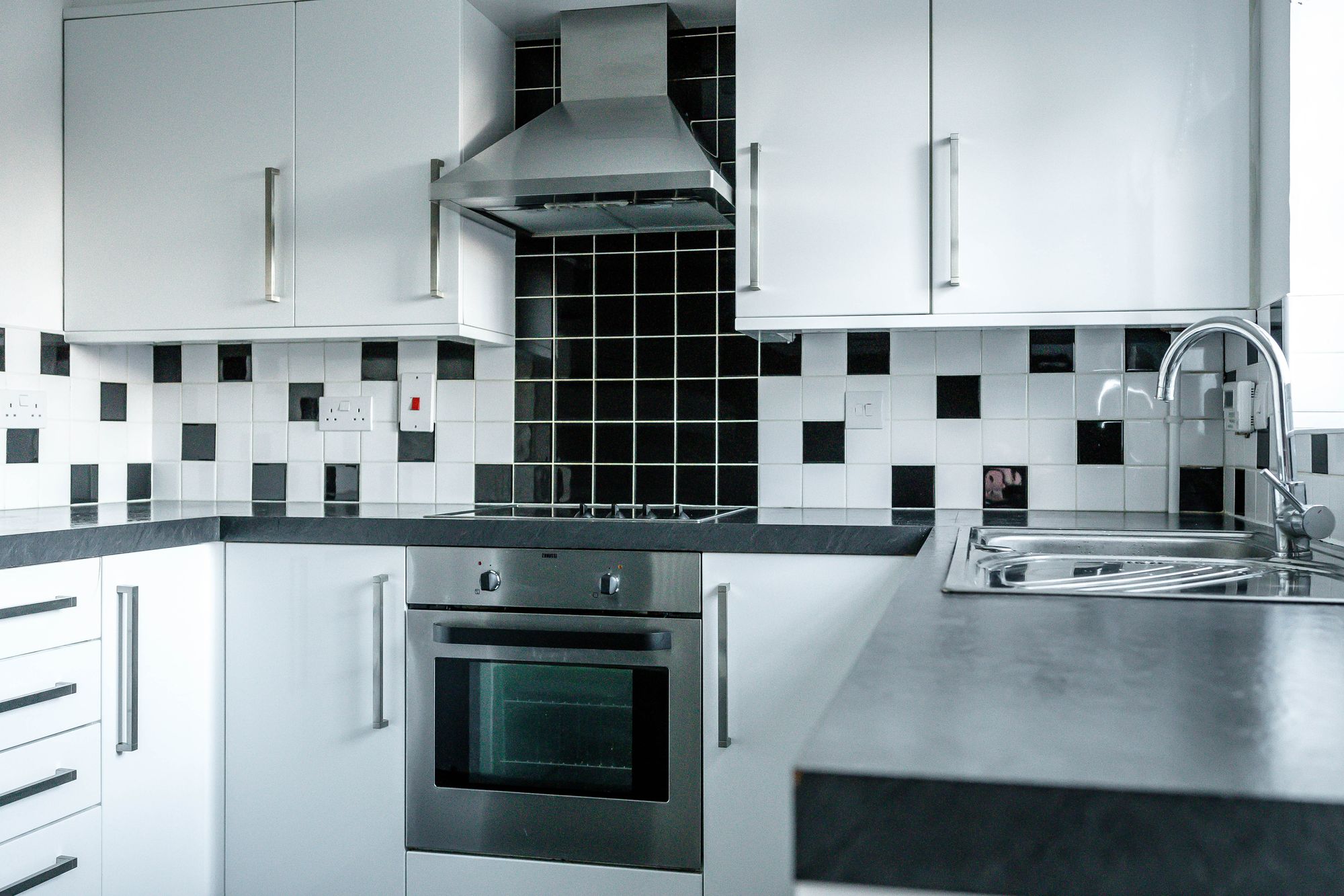 2 bed mews house to rent in Dixon Green Drive, Bolton 6