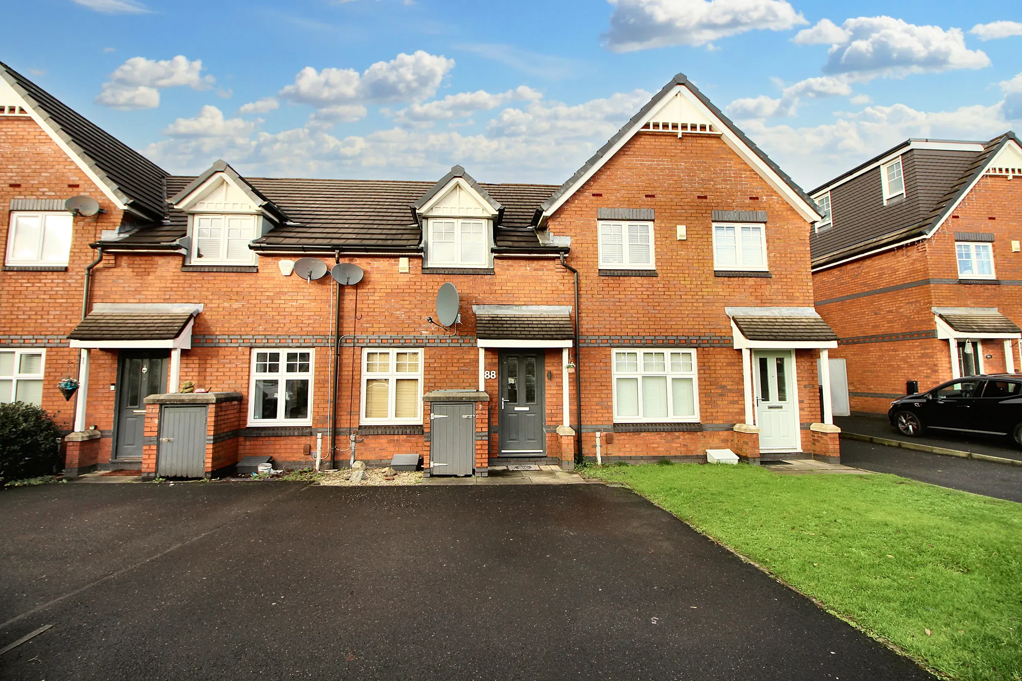 2 bed mews house to rent in Dixon Green Drive, Bolton  - Property Image 1