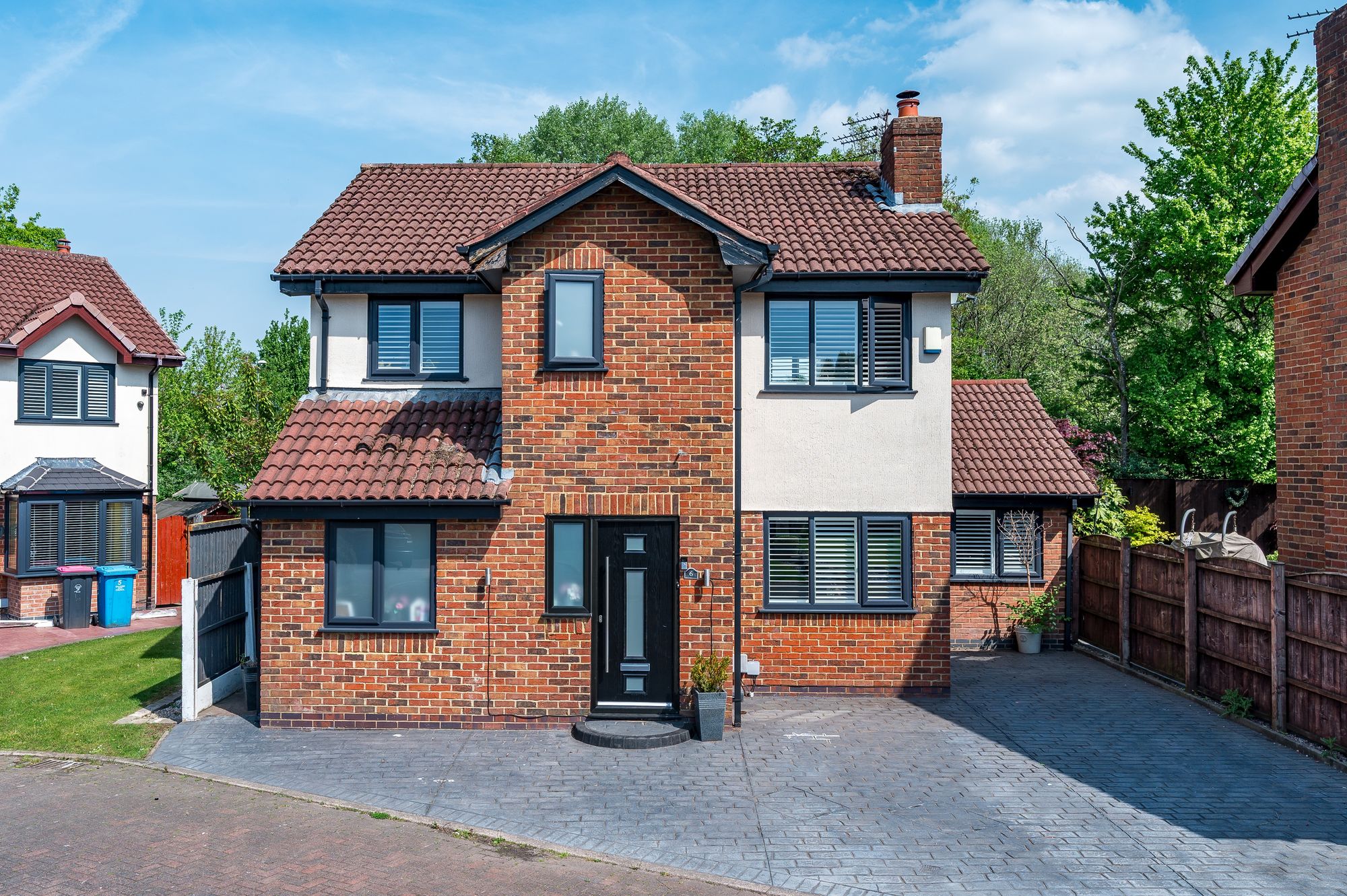 4 bed detached house to rent in Firecrest Close, Manchester 25