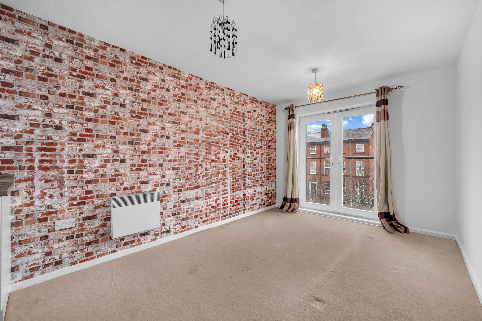 1 bed flat to rent in Great Clowes Street, Salford 2