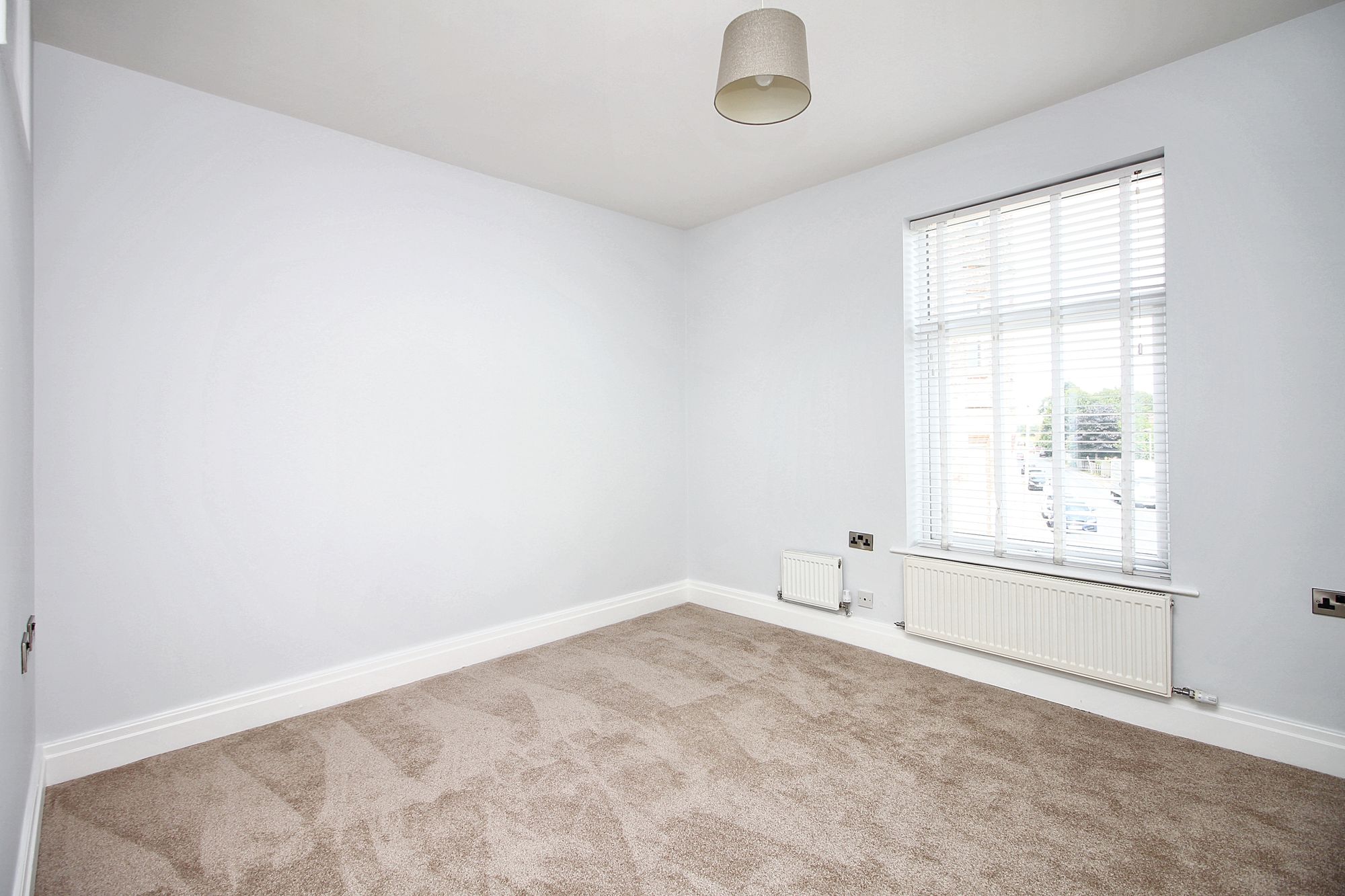 2 bed terraced house to rent in Ainsworth Road, Manchester 8