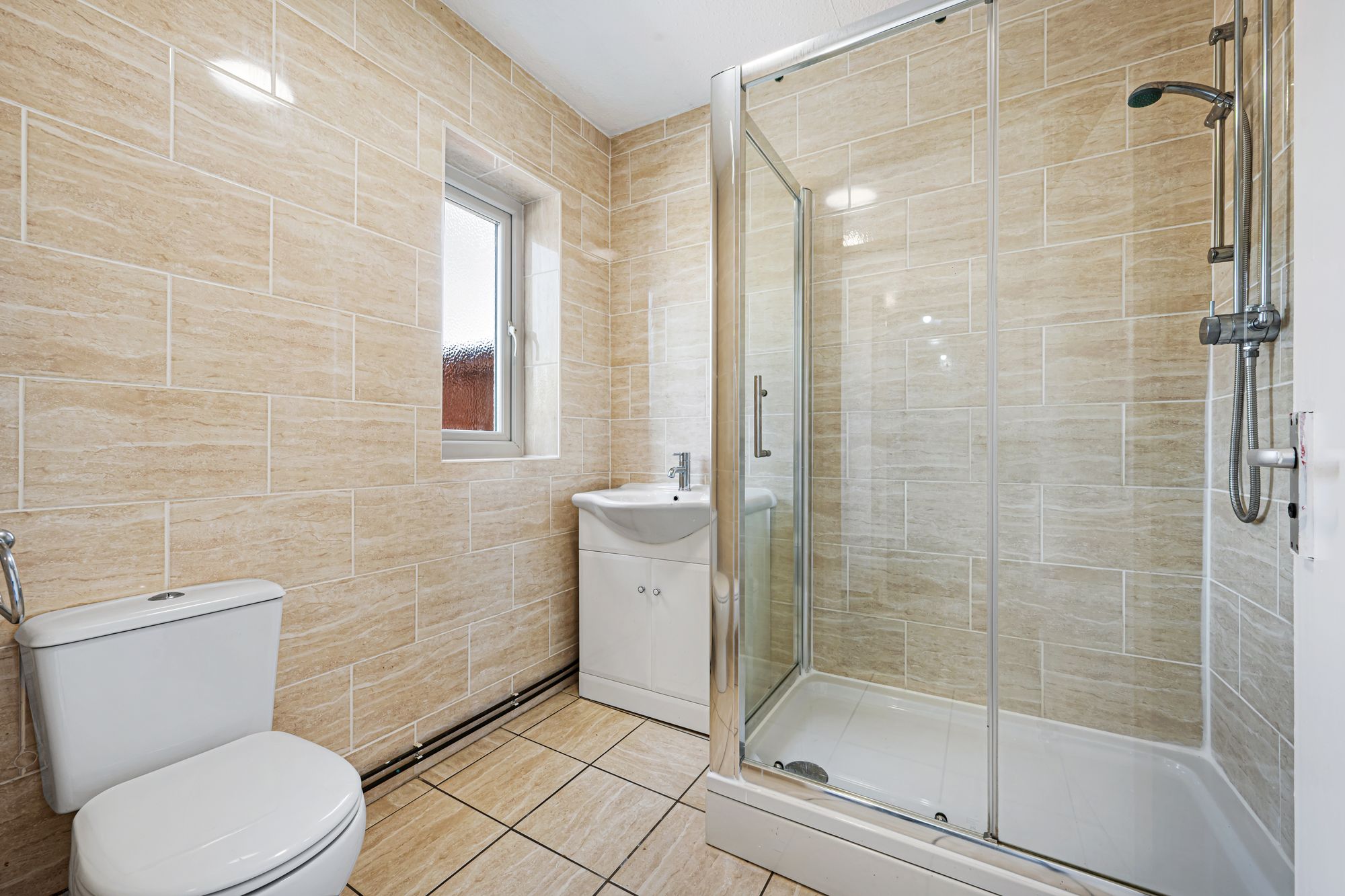 4 bed terraced house to rent in Farnborough Road, Manchester  - Property Image 10