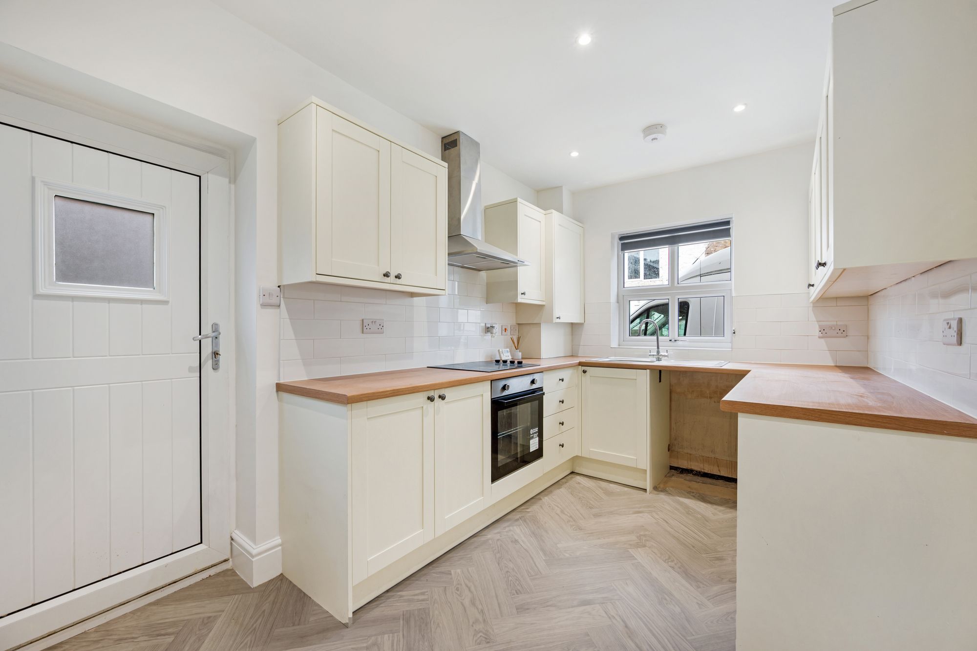 2 bed end of terrace house to rent in Mary Street, Bury 2