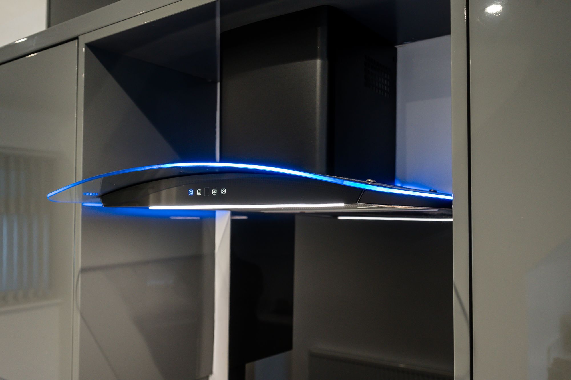 3 bed mid-terraced house to rent in Lochinver Grove, Heywood 9