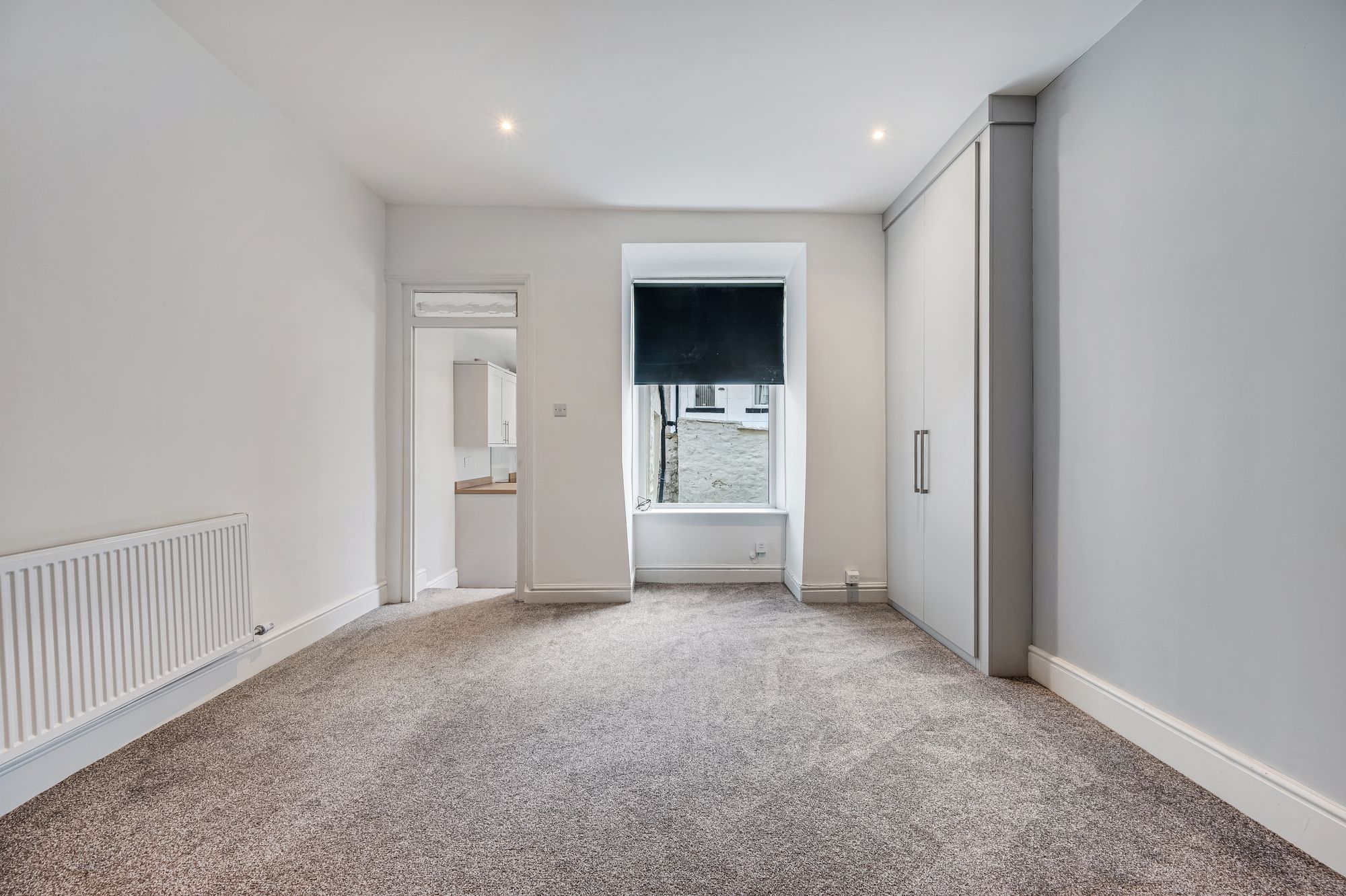 2 bed mid-terraced house to rent in Wells Street, Rossendale 5