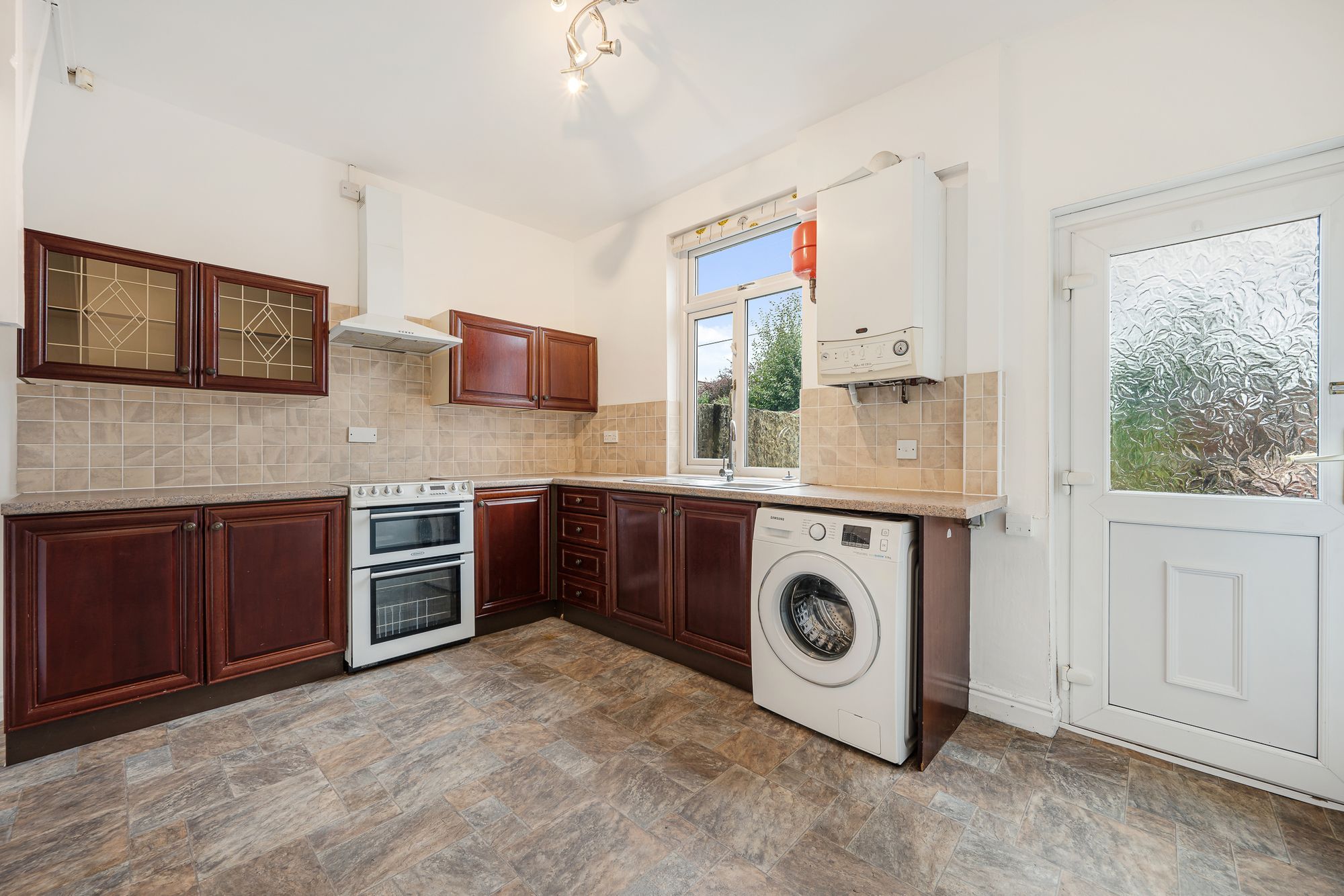 2 bed terraced house to rent in Markland Hill Lane, Bolton 6