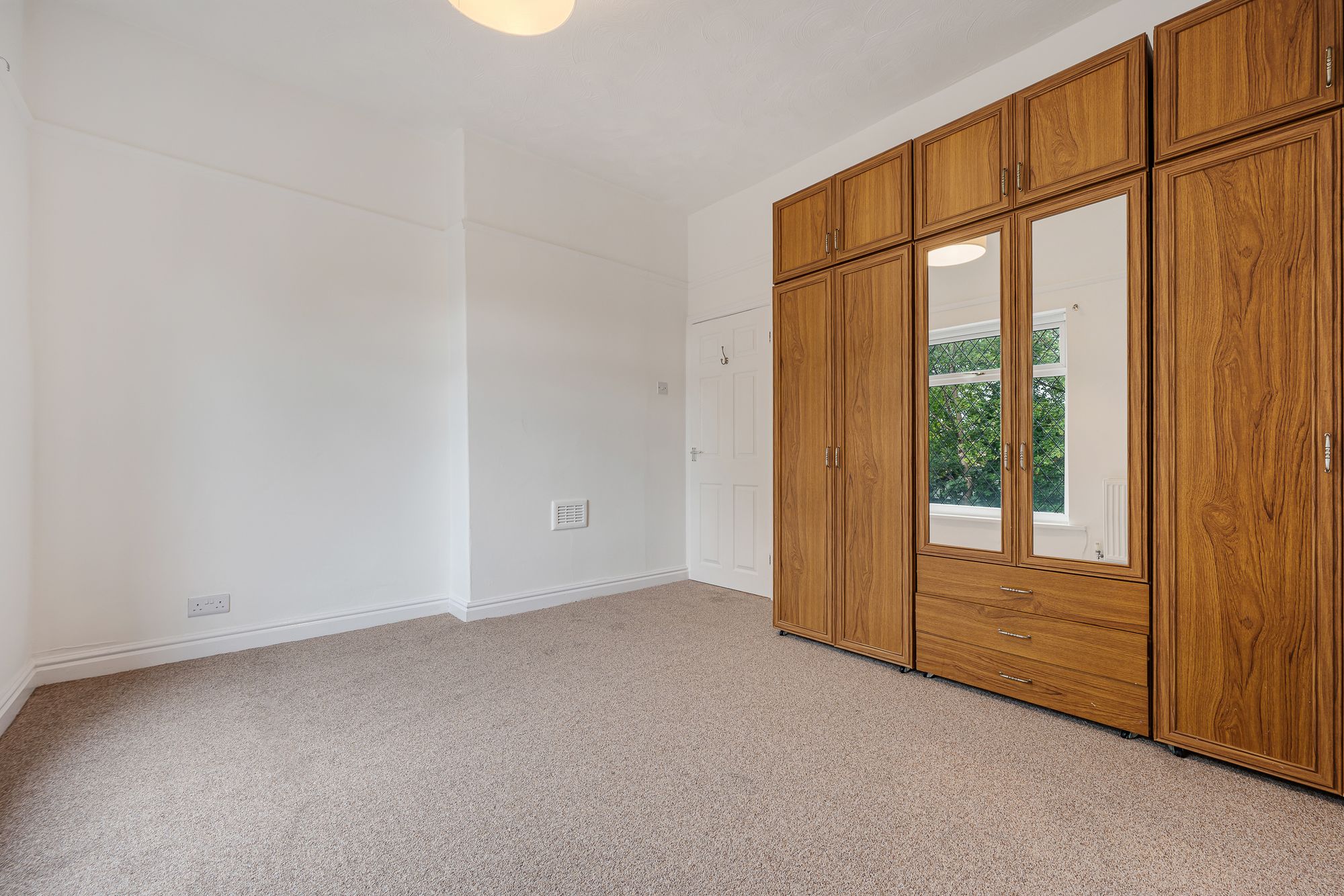 2 bed terraced house to rent in Markland Hill Lane, Bolton 8