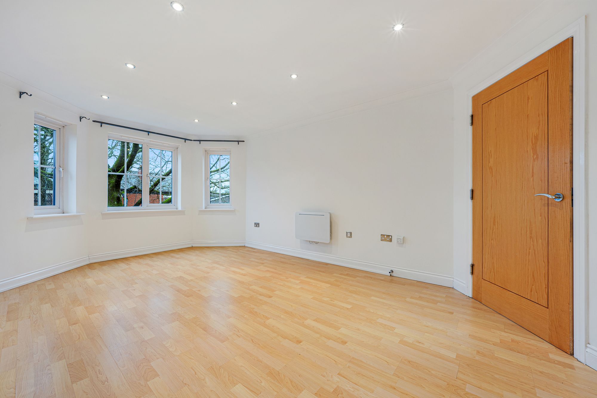 2 bed apartment to rent in Derby Court, Bury 5