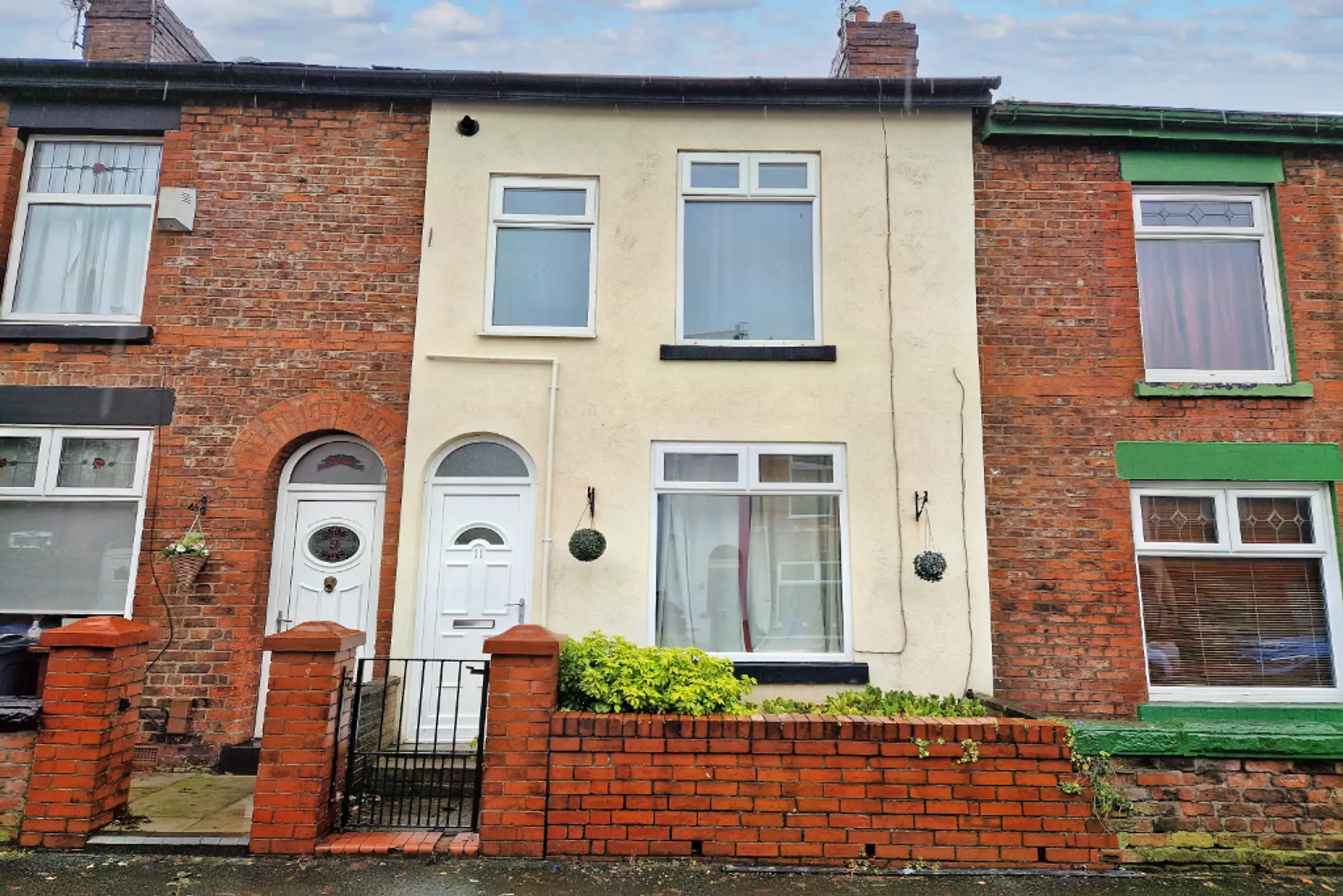 2 bed mid-terraced house to rent in Stapleton Street, Salford  - Property Image 1