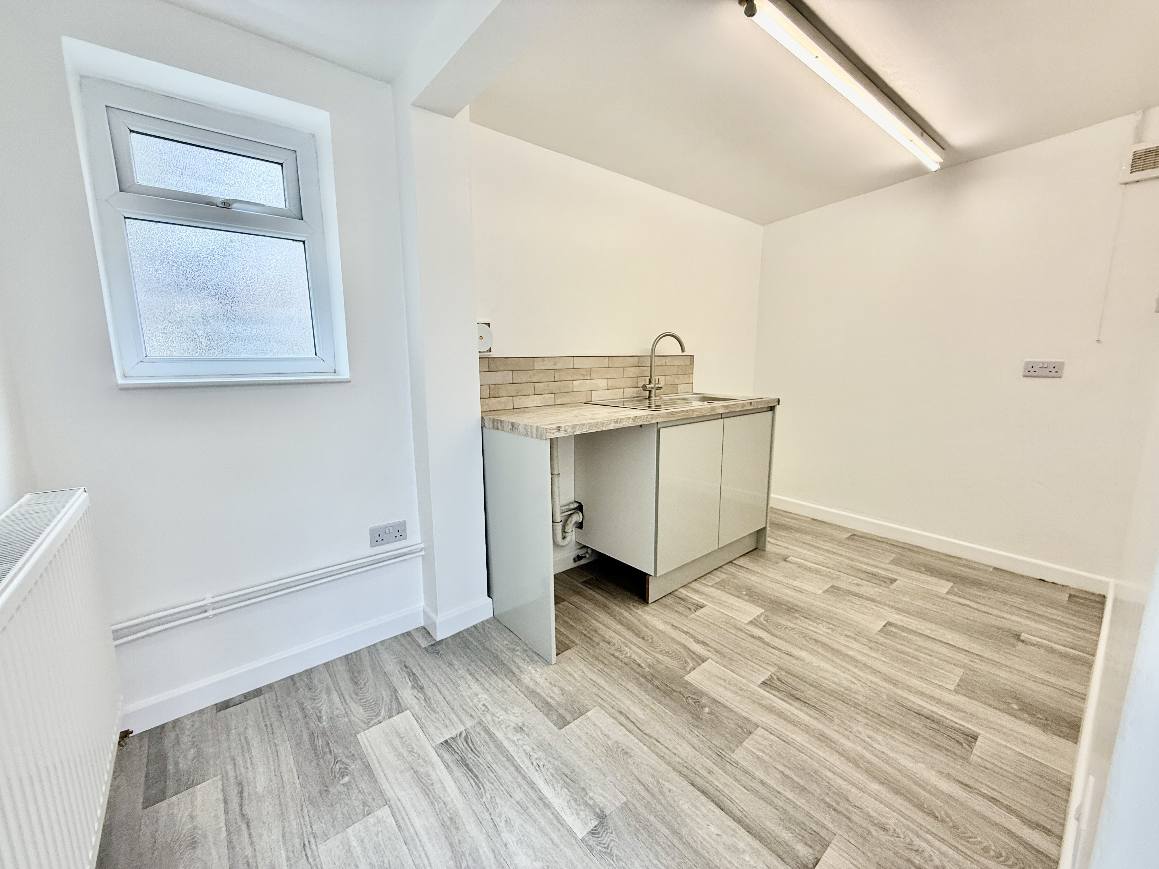 3 bed house to rent in Fosse Close, Nailsea, BS48  - Property Image 4