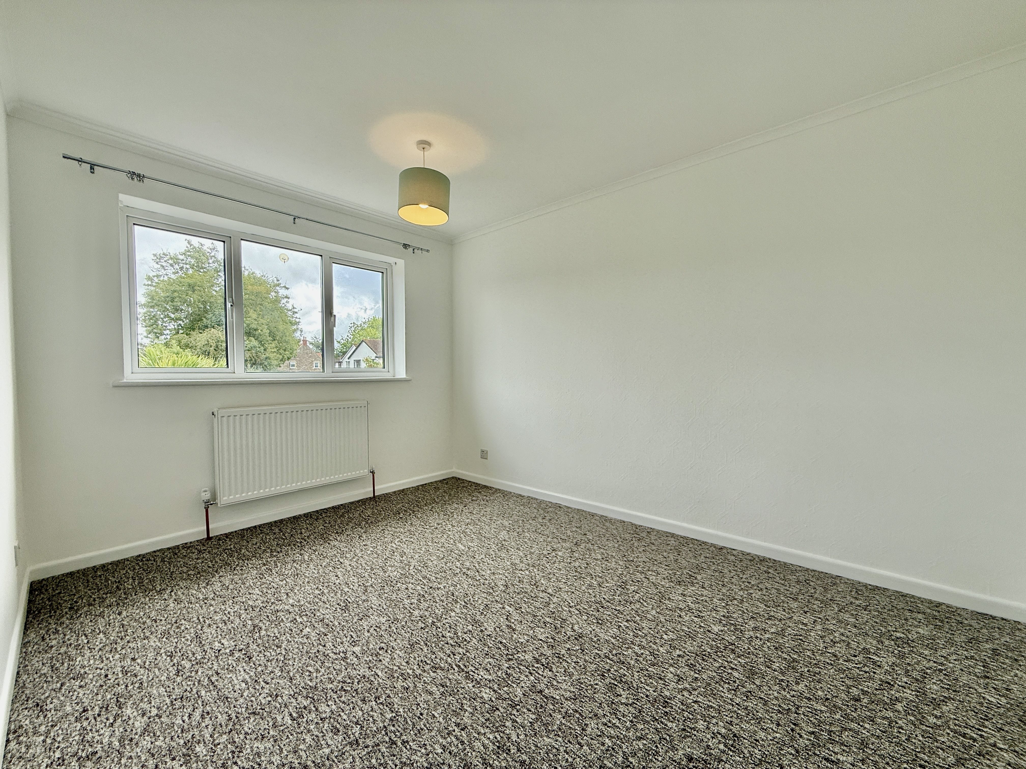 3 bed house to rent in Fosse Close, Nailsea, BS48 10