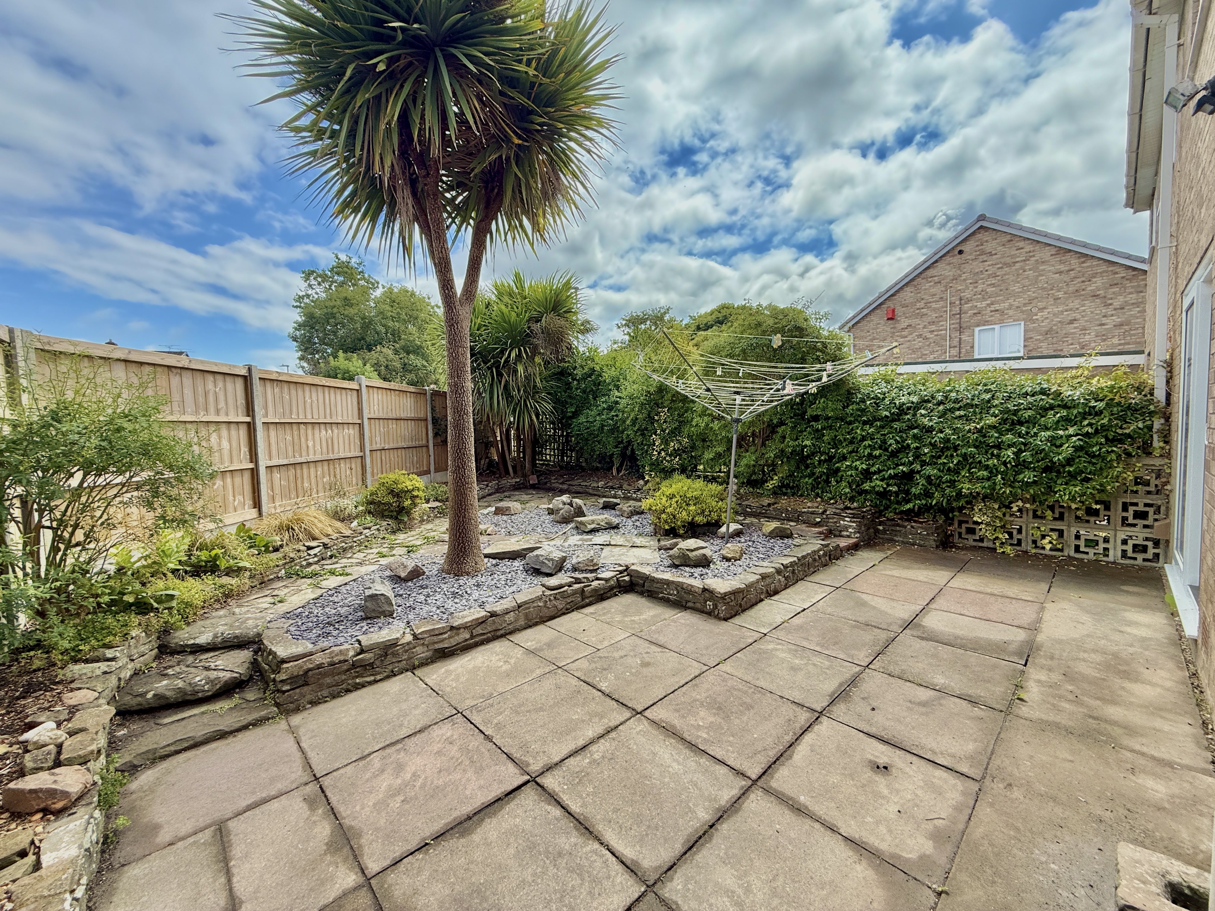 3 bed house to rent in Fosse Close, Nailsea, BS48 16