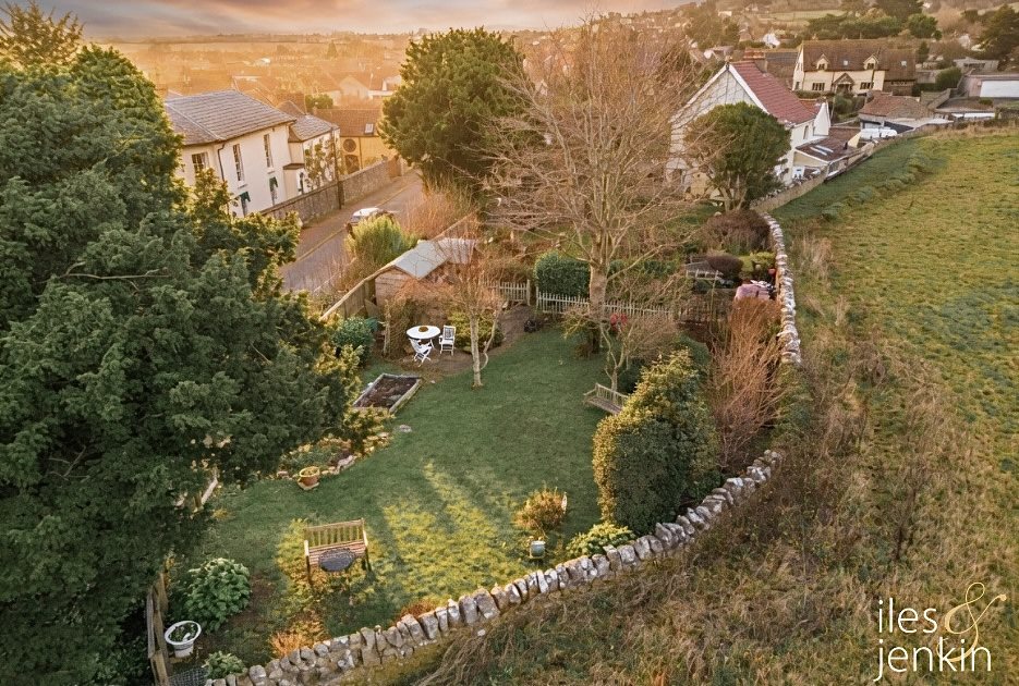 4 bed house to rent in Church Lane, Hutton, BS24  - Property Image 2