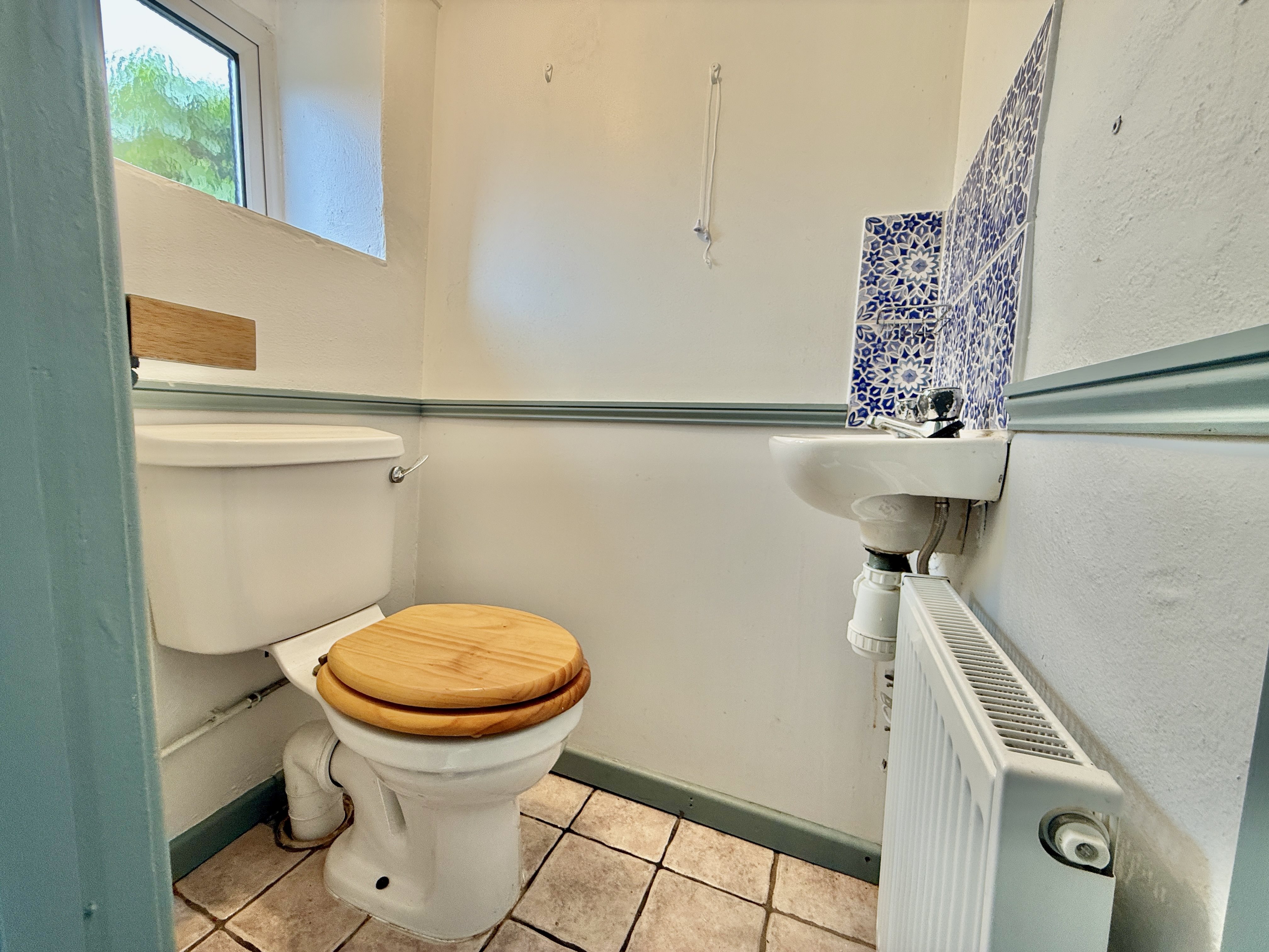 4 bed house to rent in Church Lane, Hutton, BS24 5