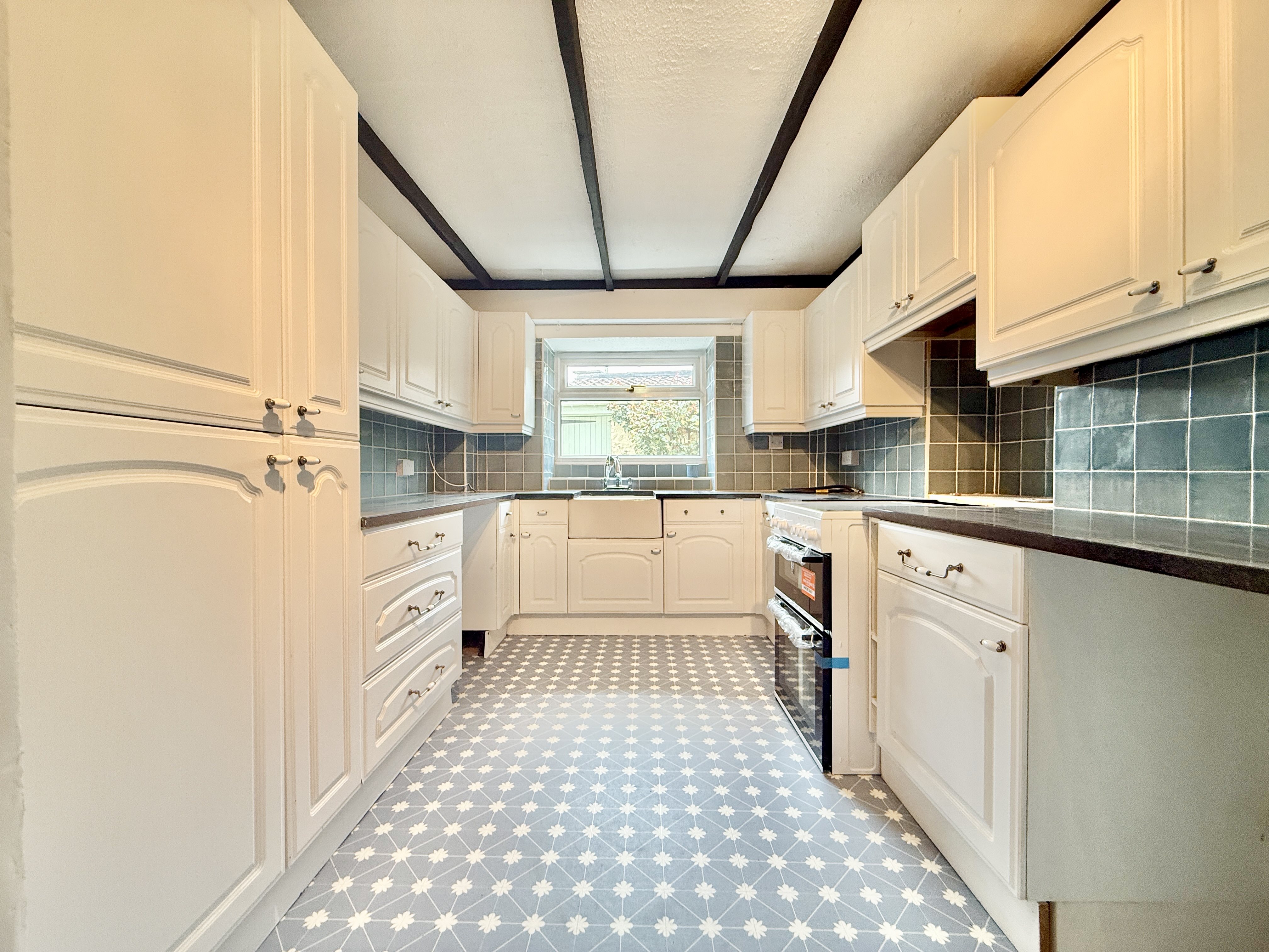 4 bed house to rent in Church Lane, Hutton, BS24 6