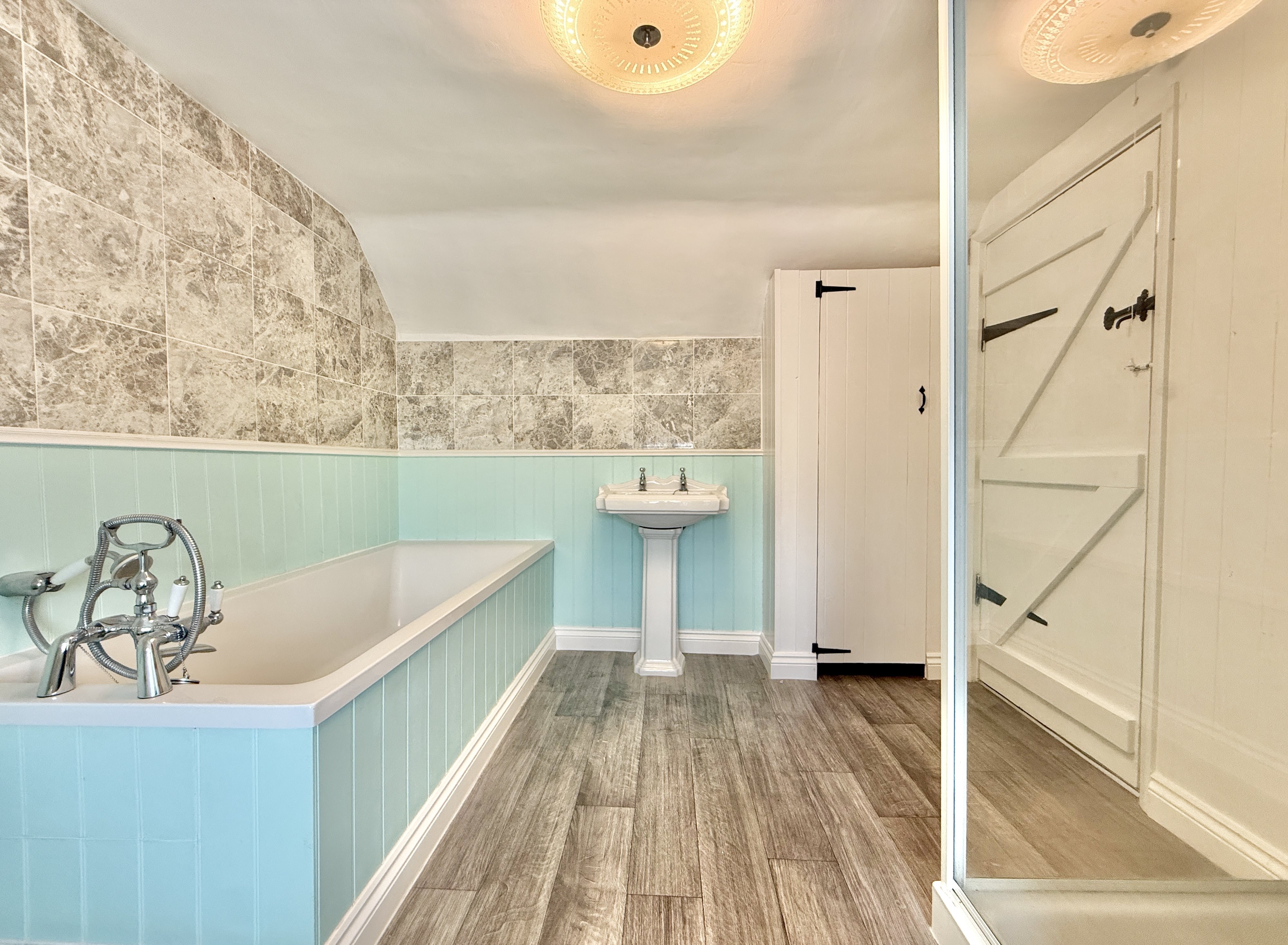 4 bed house to rent in Church Lane, Hutton, BS24 31