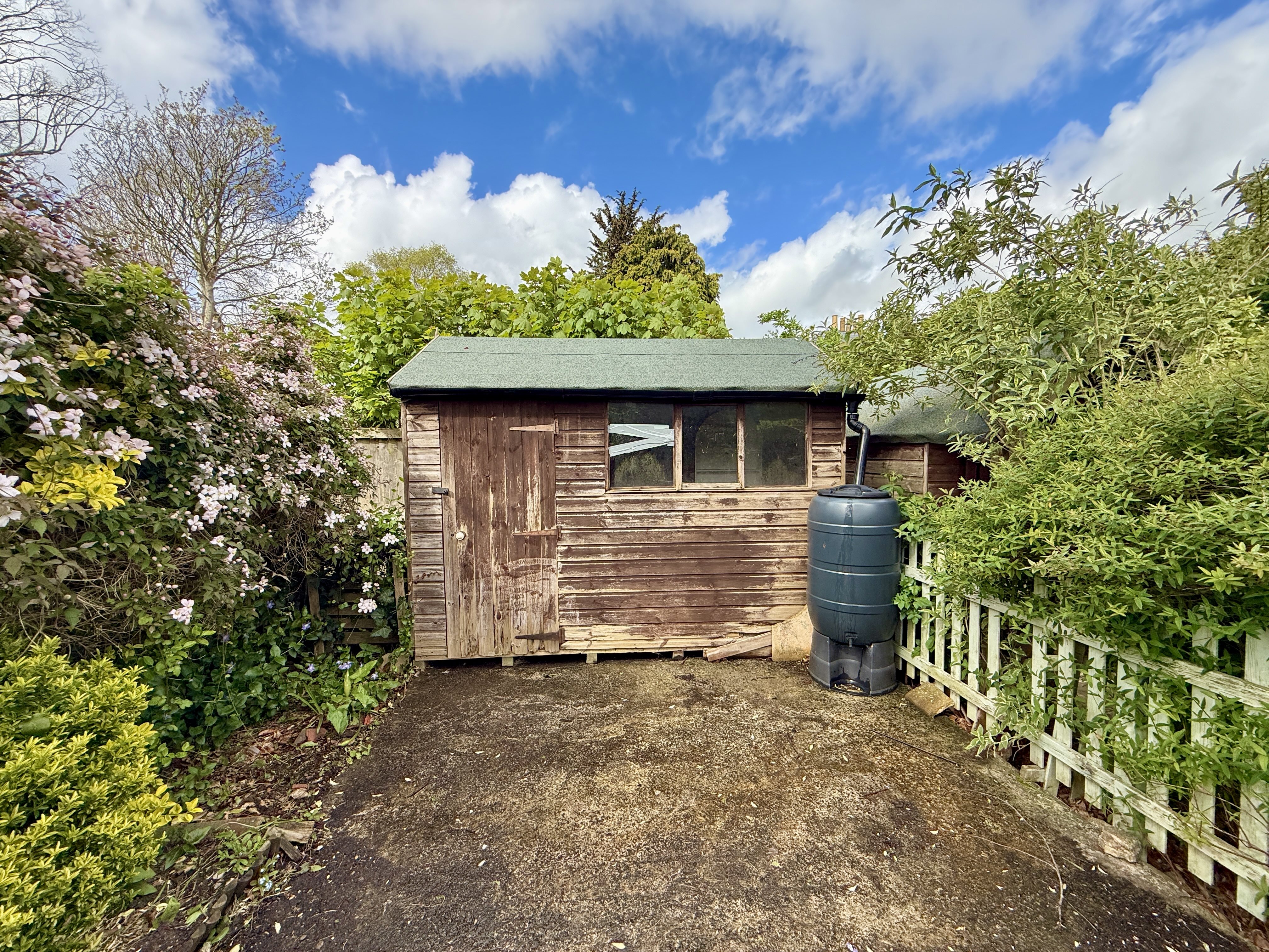 4 bed house to rent in Church Lane, Hutton, BS24 43