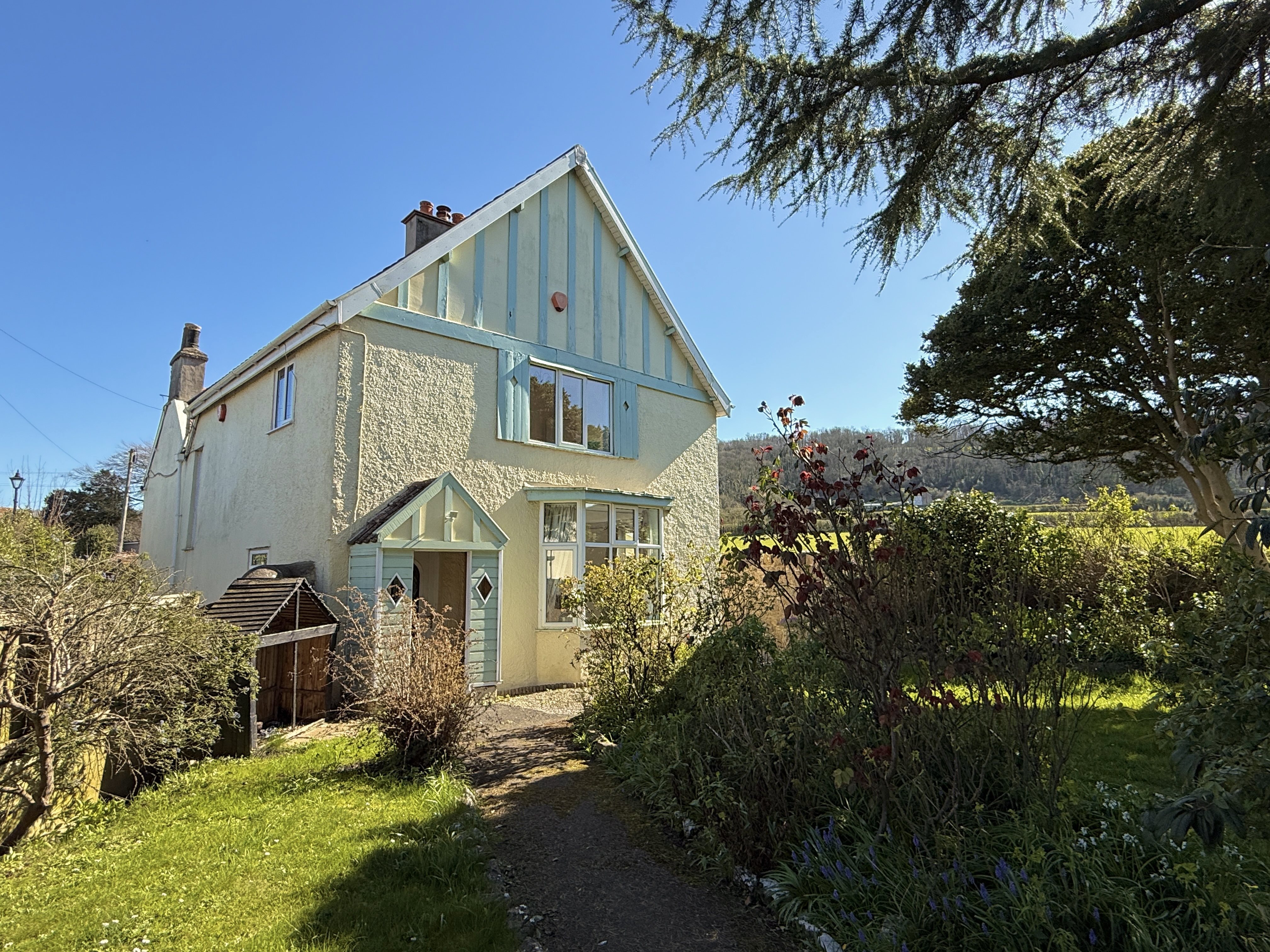 4 bed house to rent in Church Lane, Hutton, BS24 45