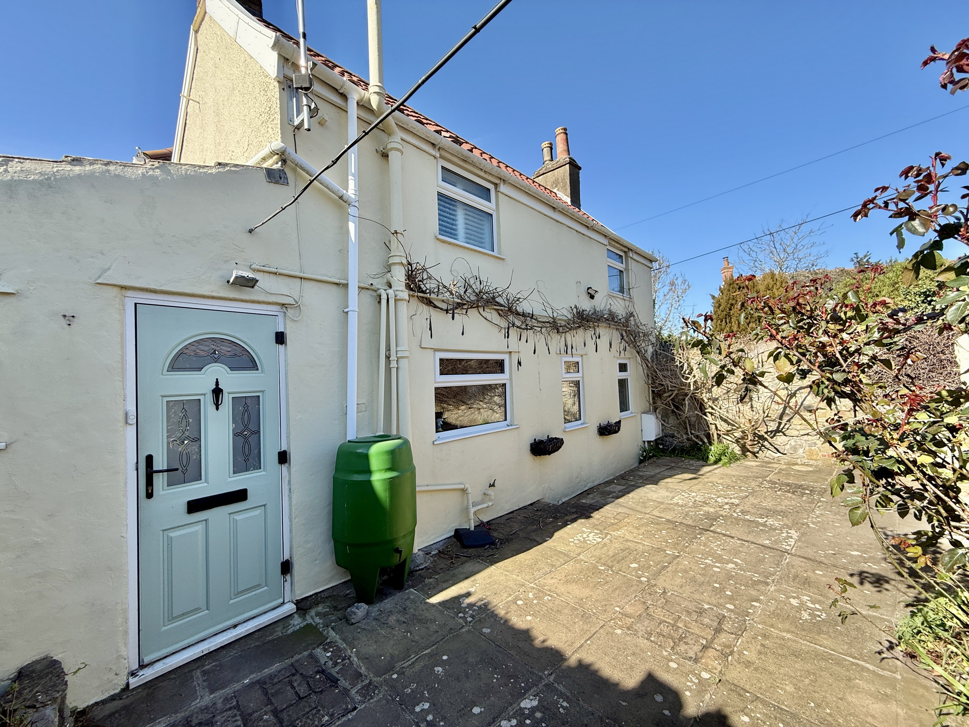 4 bed house to rent in Church Lane, Hutton, BS24 46