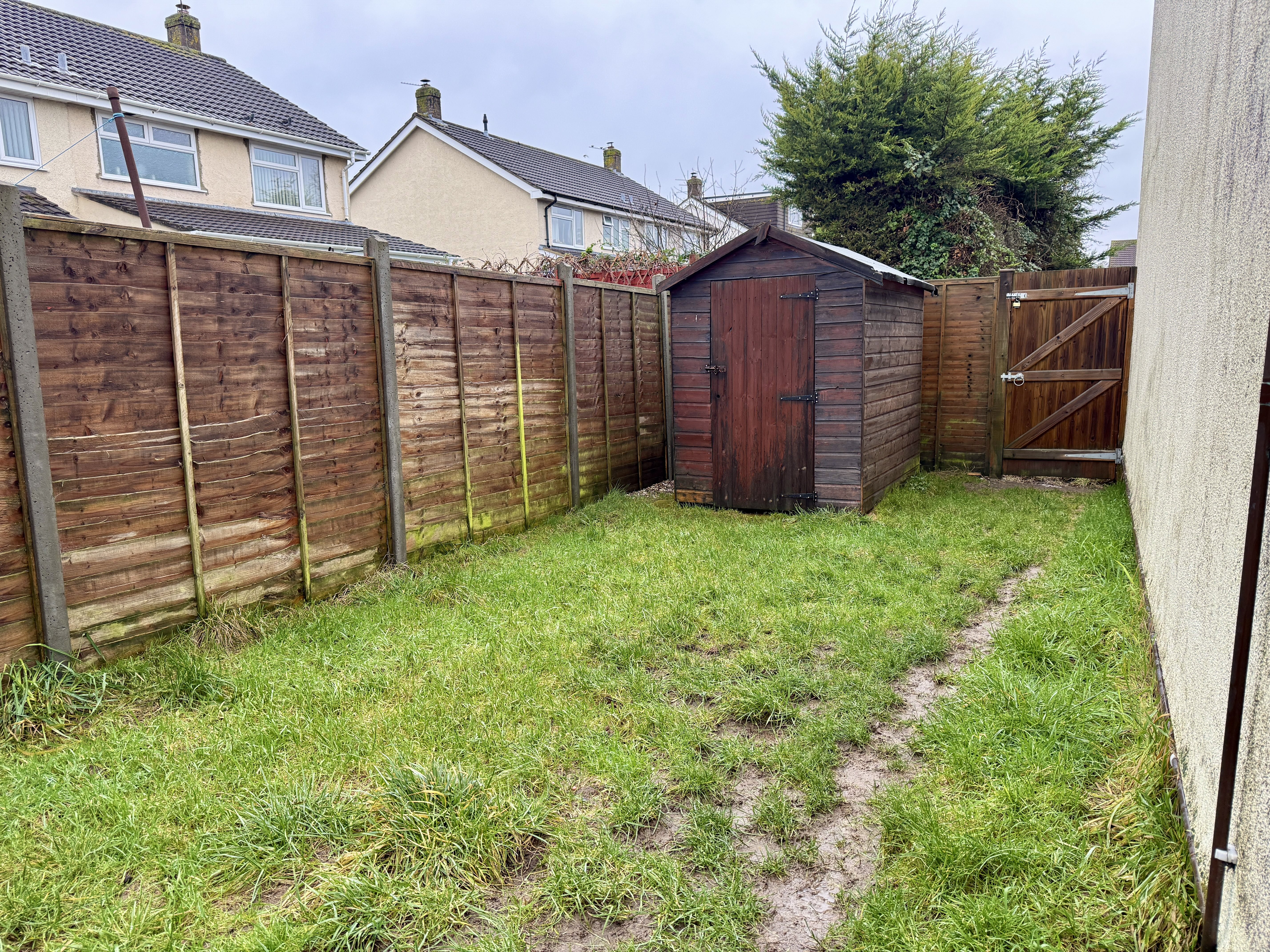 2 bed house to rent in Vine Gardens, Weston-Super-Mare, BS22 4