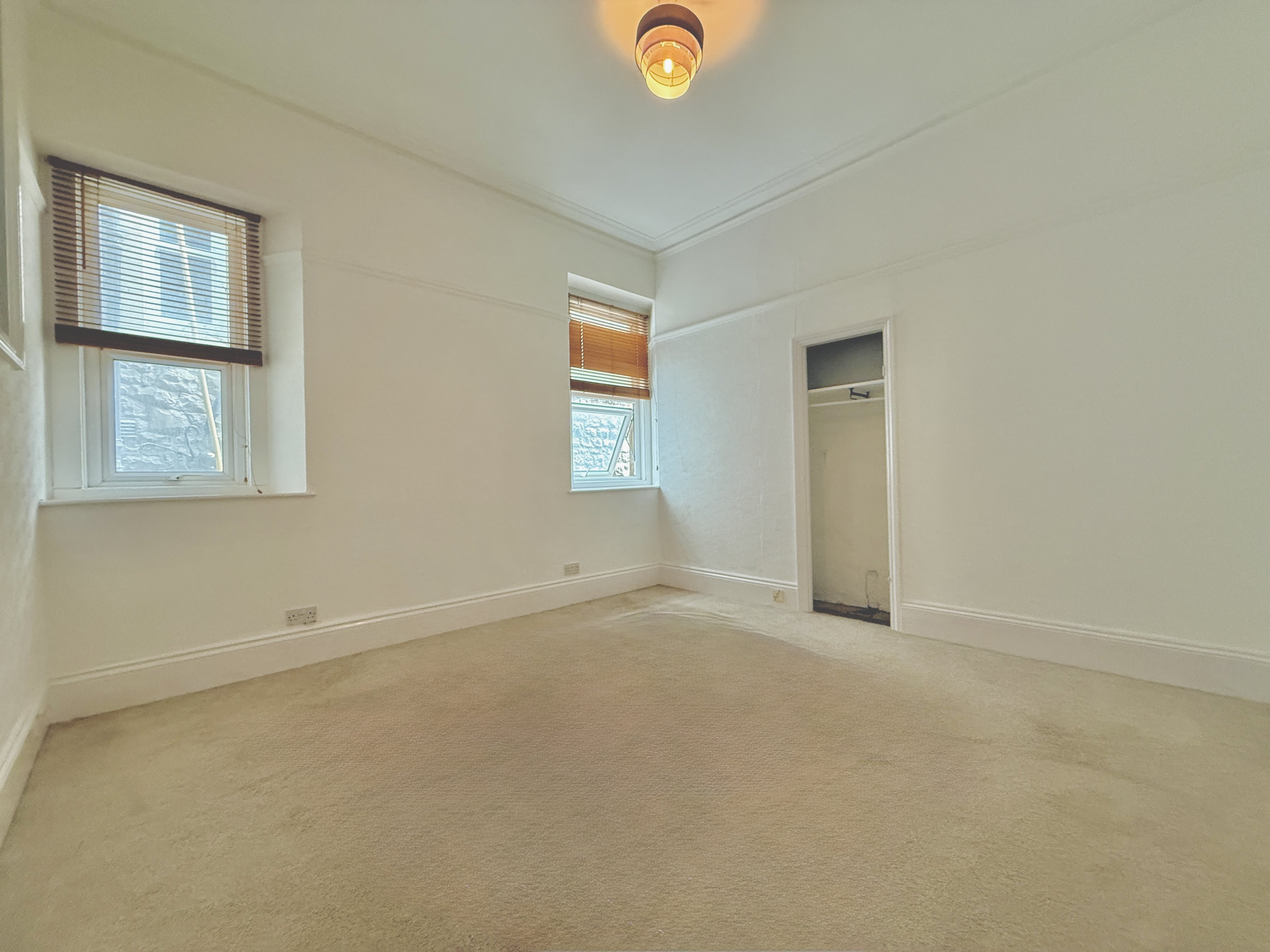 2 bed apartment to rent in Highbury Road, Weston-Super-Mare, BS23 3