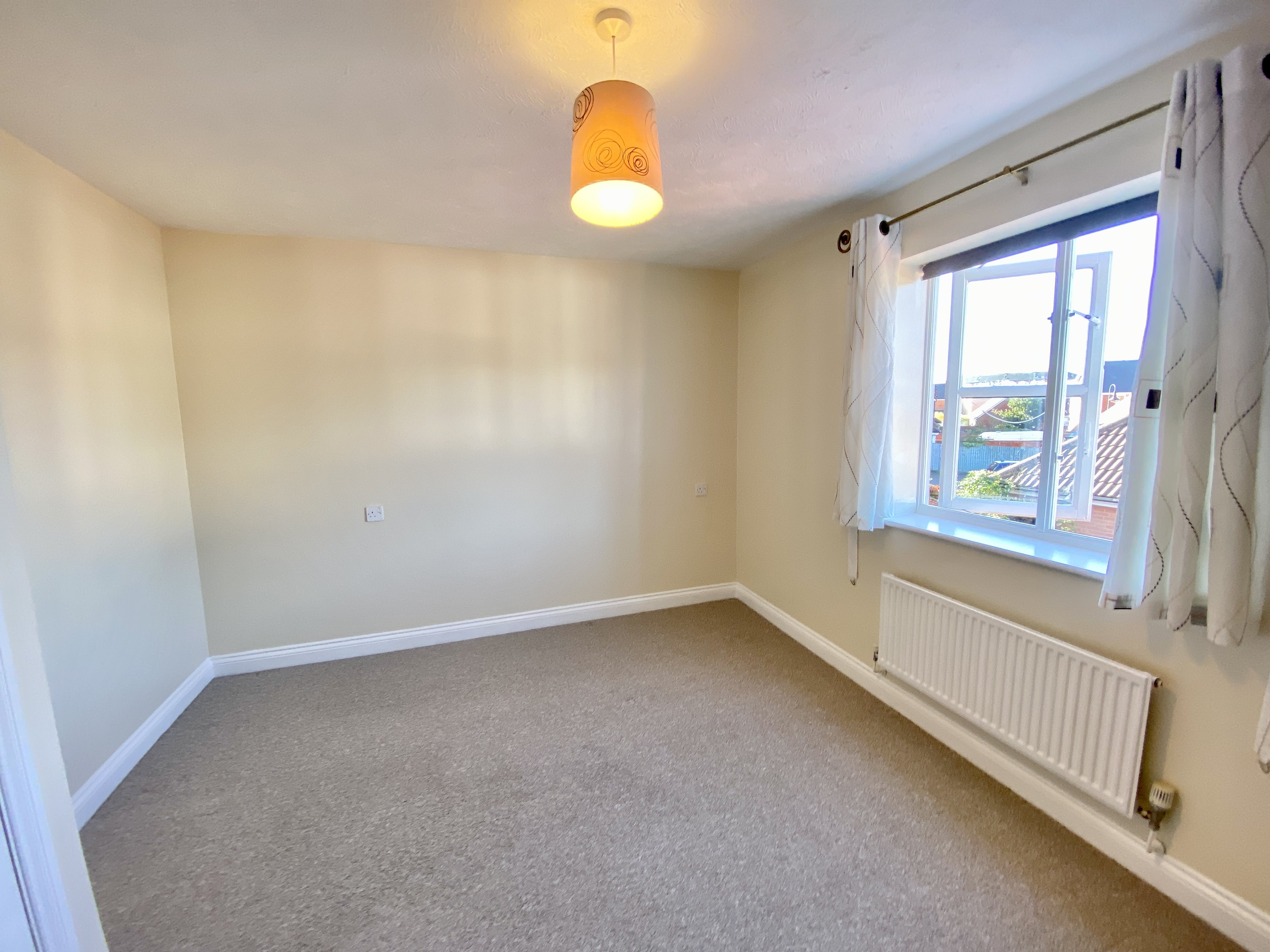 3 bed town house to rent in Worle Moor Road, Weston Village, BS24  - Property Image 6