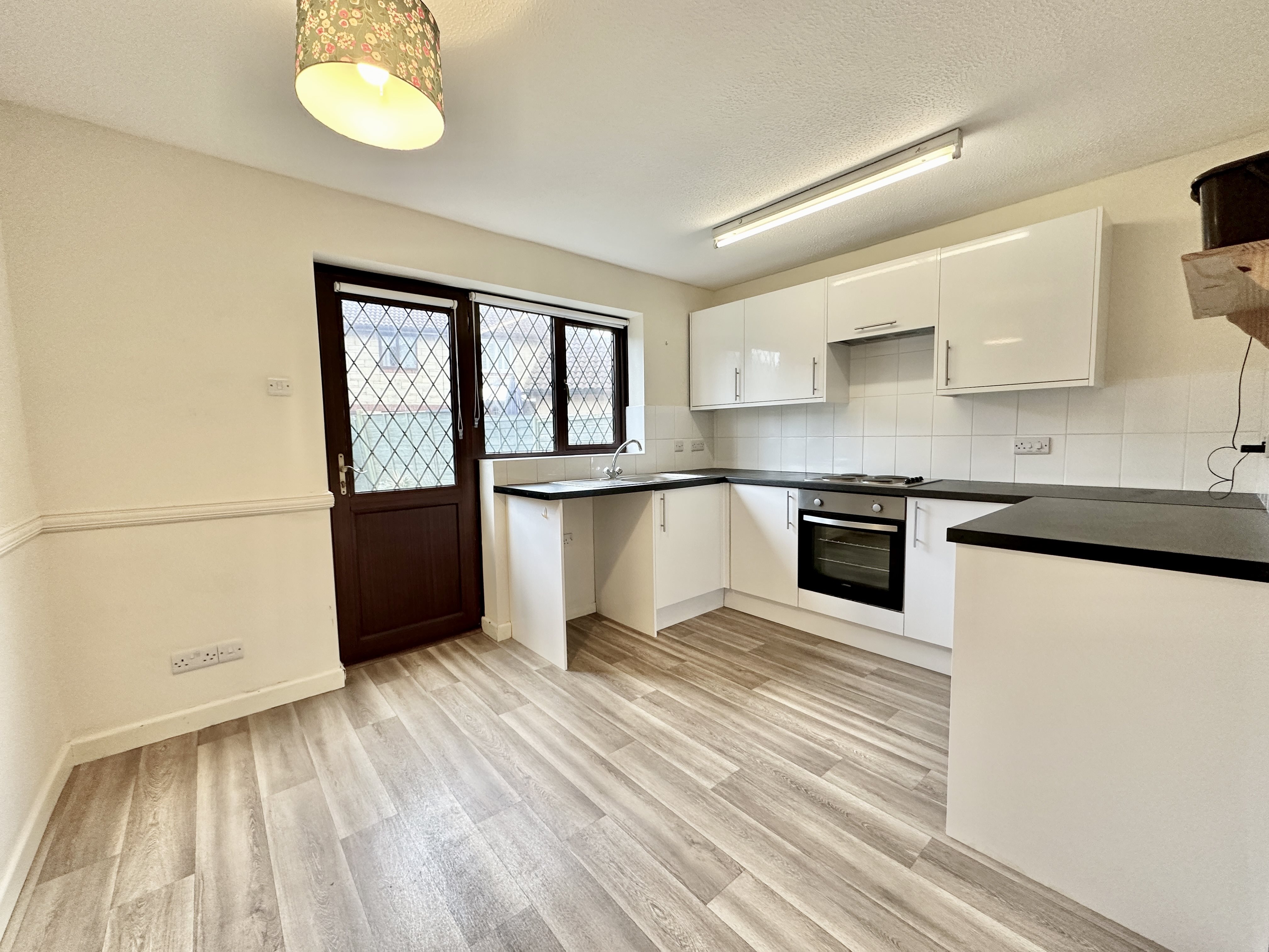 2 bed house to rent in Perrymead, Worle, BS22  - Property Image 3