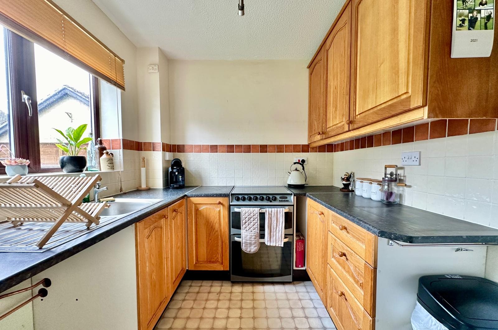 2 bed semi-detached house to rent in Avalon Close, Yatton, BS49 4