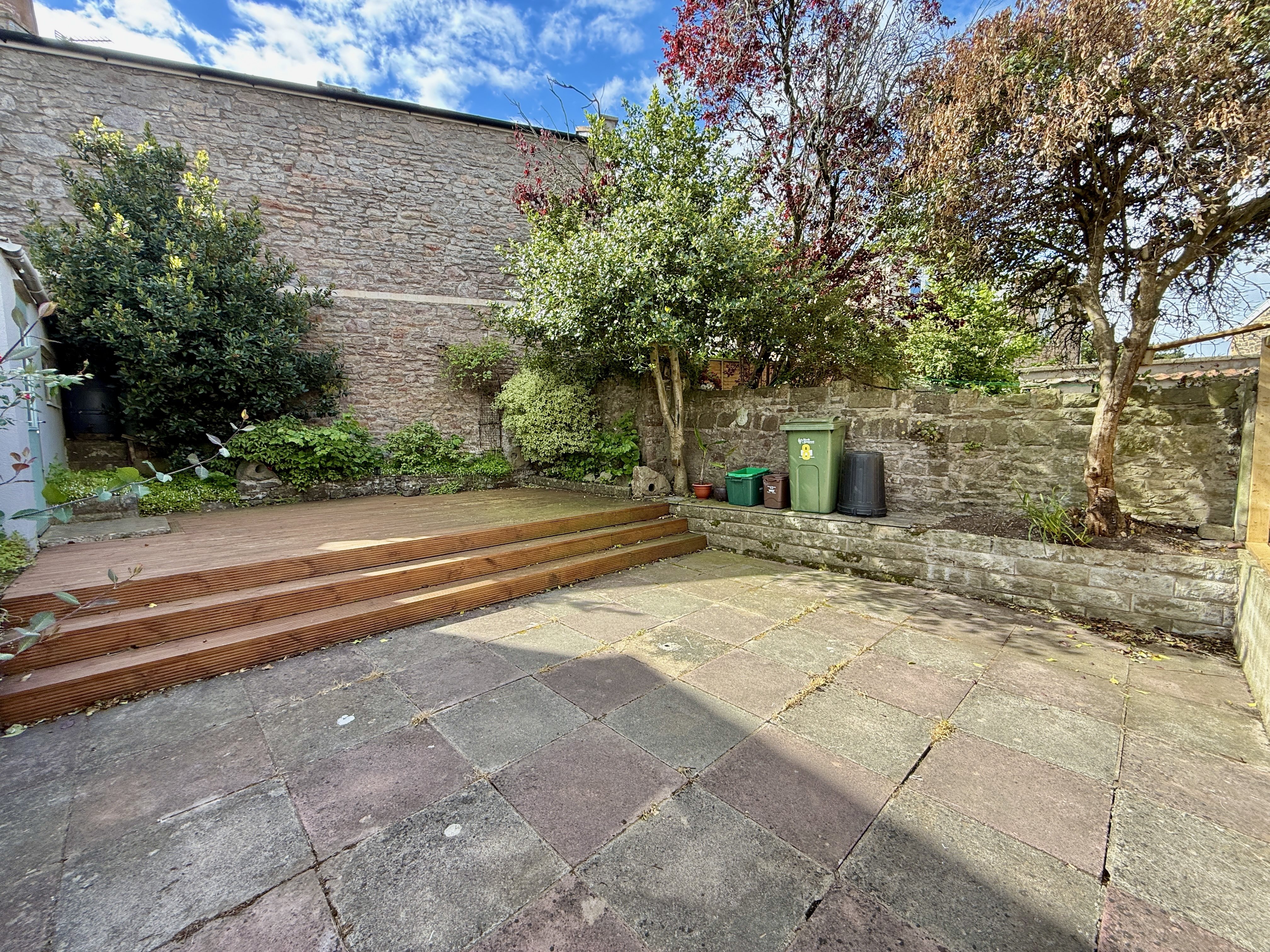 2 bed house to rent in Woodlands Road, Clevedon, BS21 2