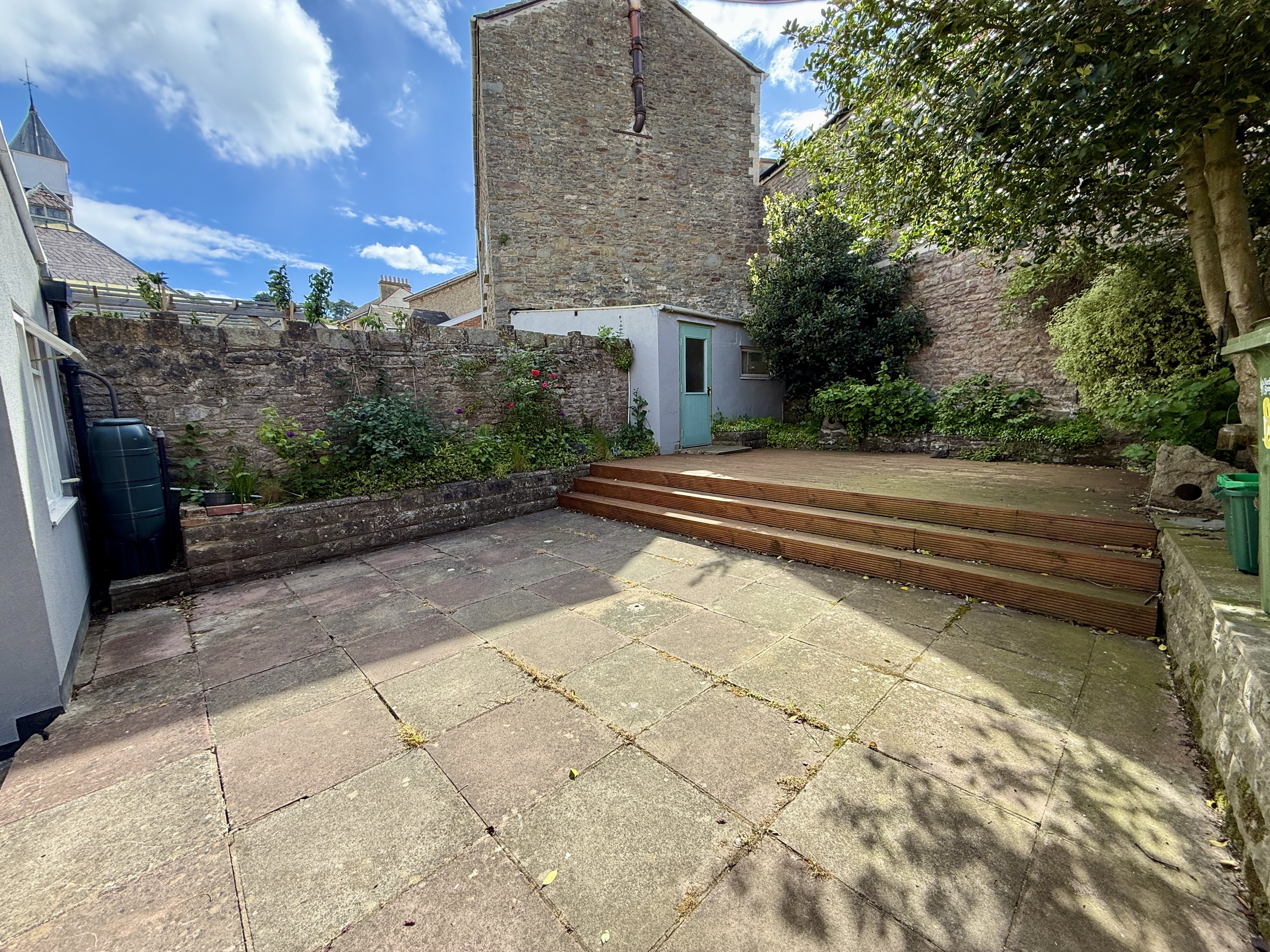 2 bed house to rent in Woodlands Road, Clevedon, BS21 3