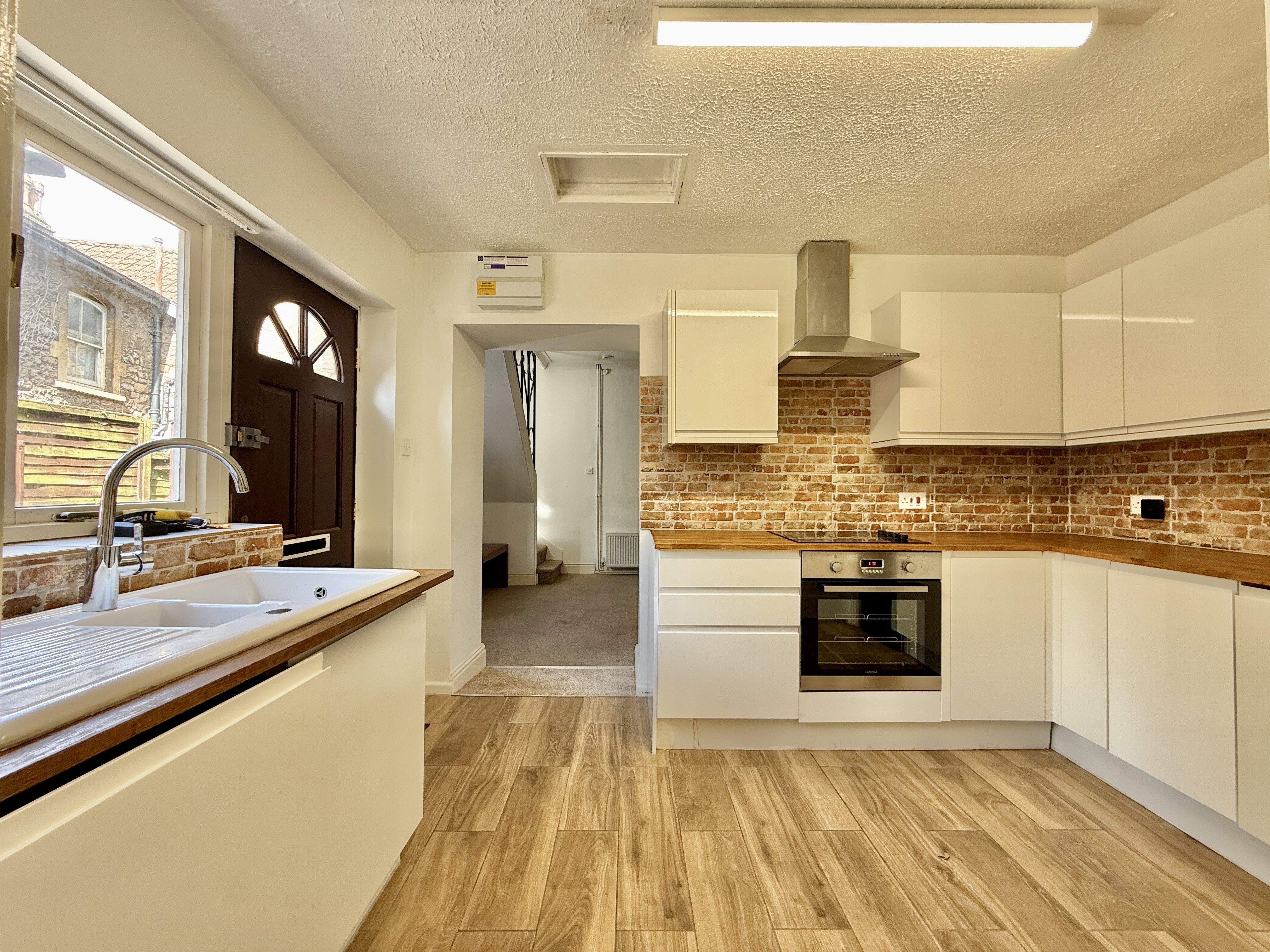 2 bed house to rent in Woodlands Road, Clevedon, BS21 6