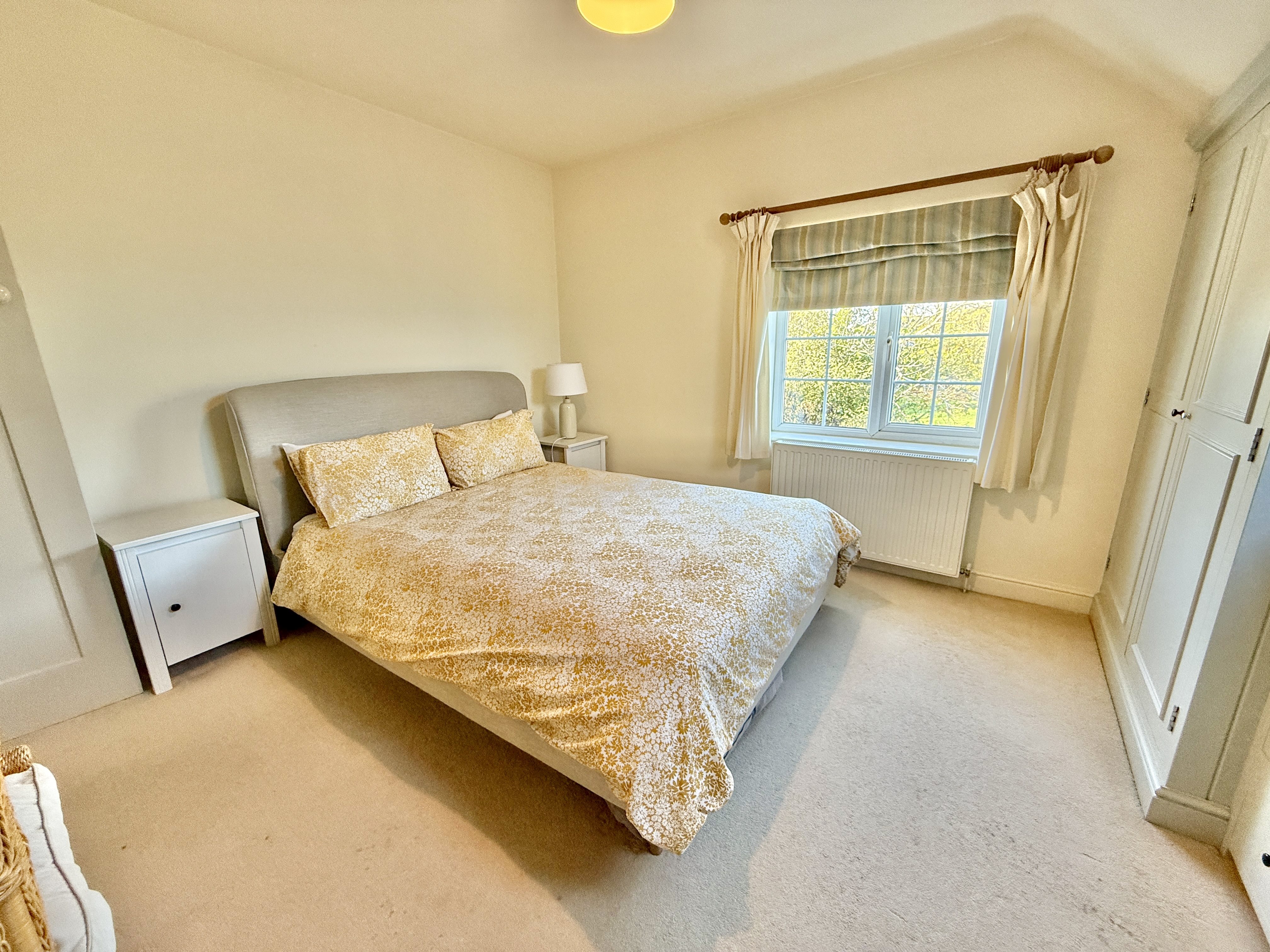 4 bed house to rent in Sharpham Road, Cheddar, BS27 19