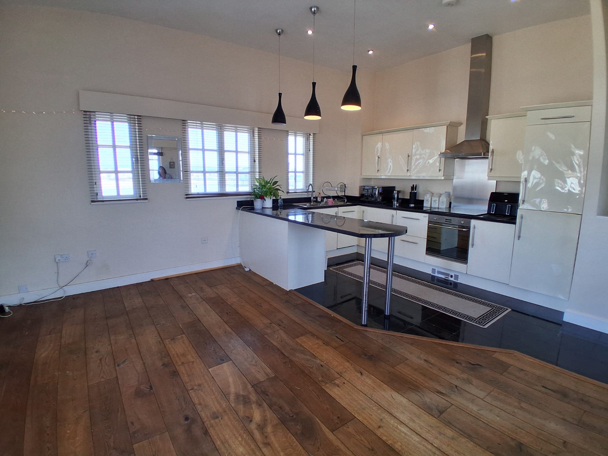 2 bed maisonette to rent in Knightstone Theatre, Knightstone Island, BS23  - Property Image 2