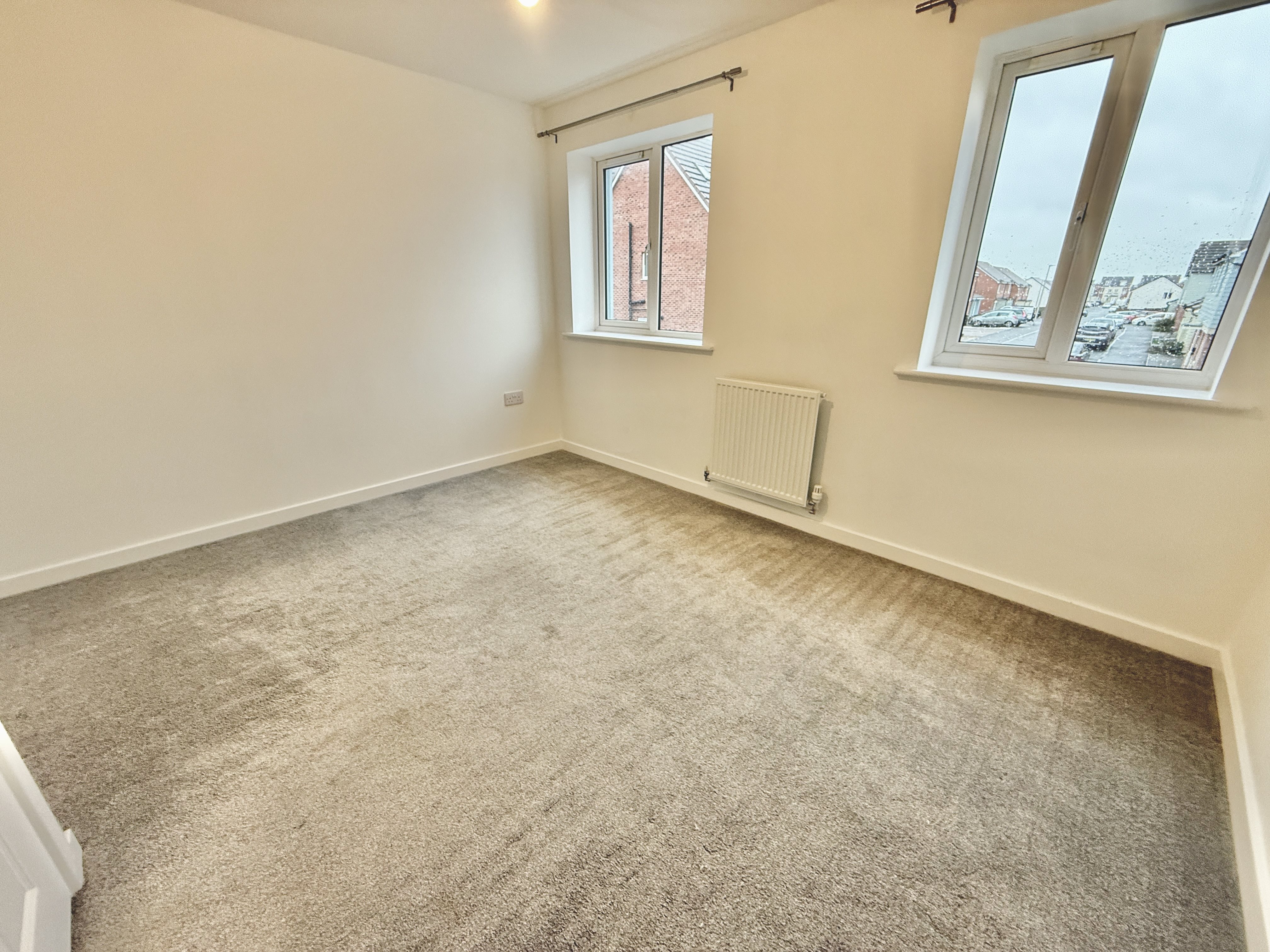 3 bed house to rent in Leonides Avenue, Haywood Village, BS24 8